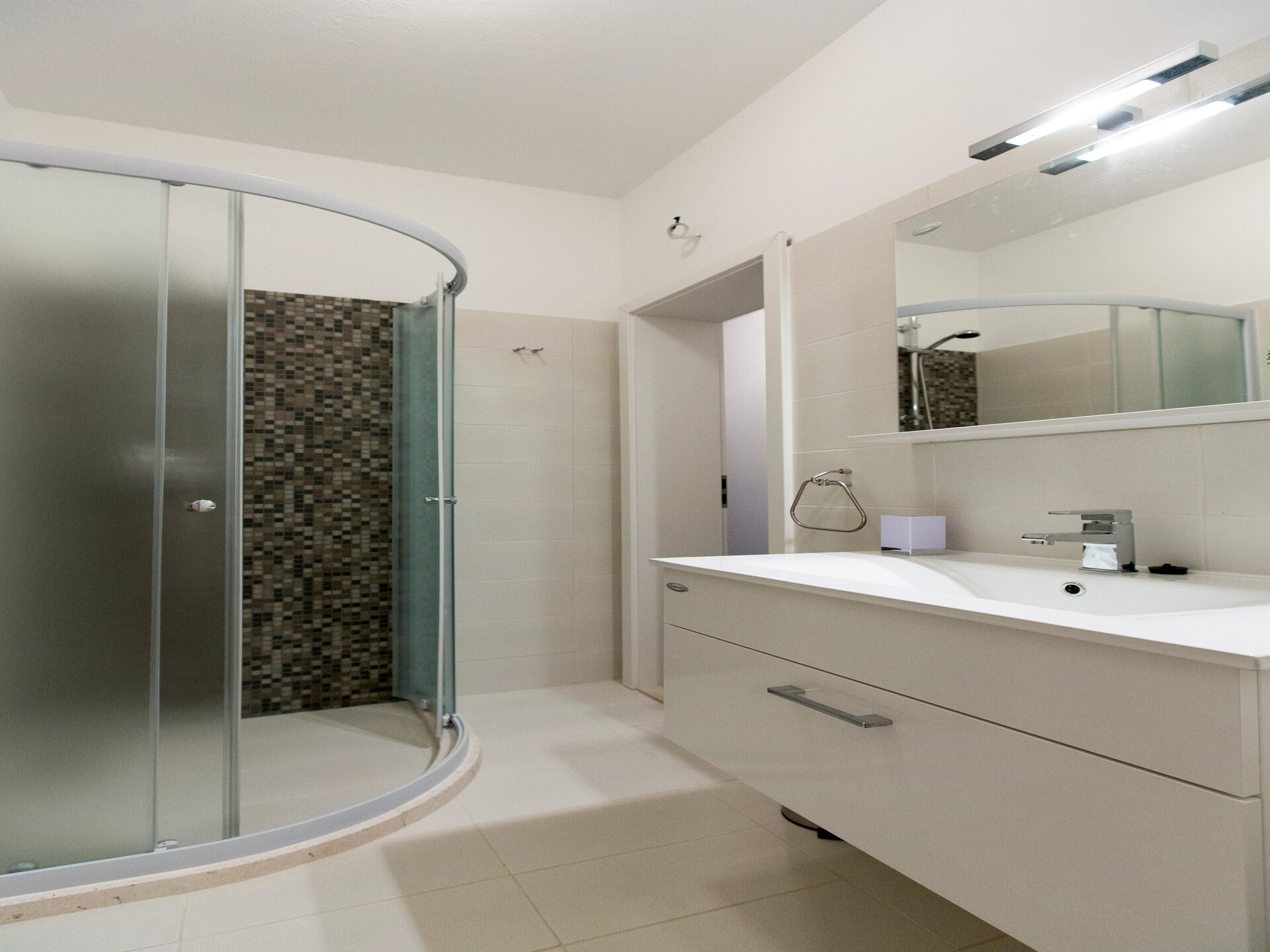 Comfortabel appartement voor 4 met zwembad, vlakbij Dubrovnik - foto 13