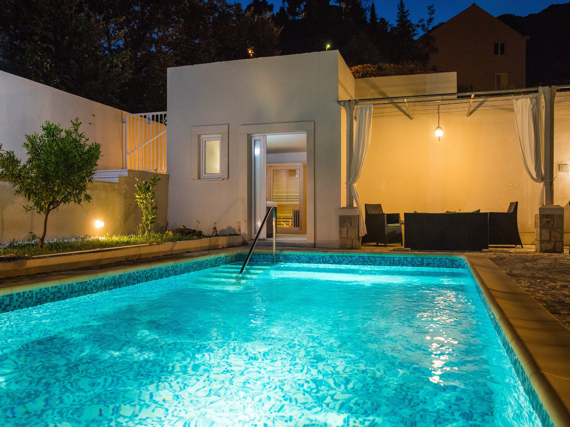 Op 500 m van het strand: Sfeervol appartement in Mokosica - foto 2