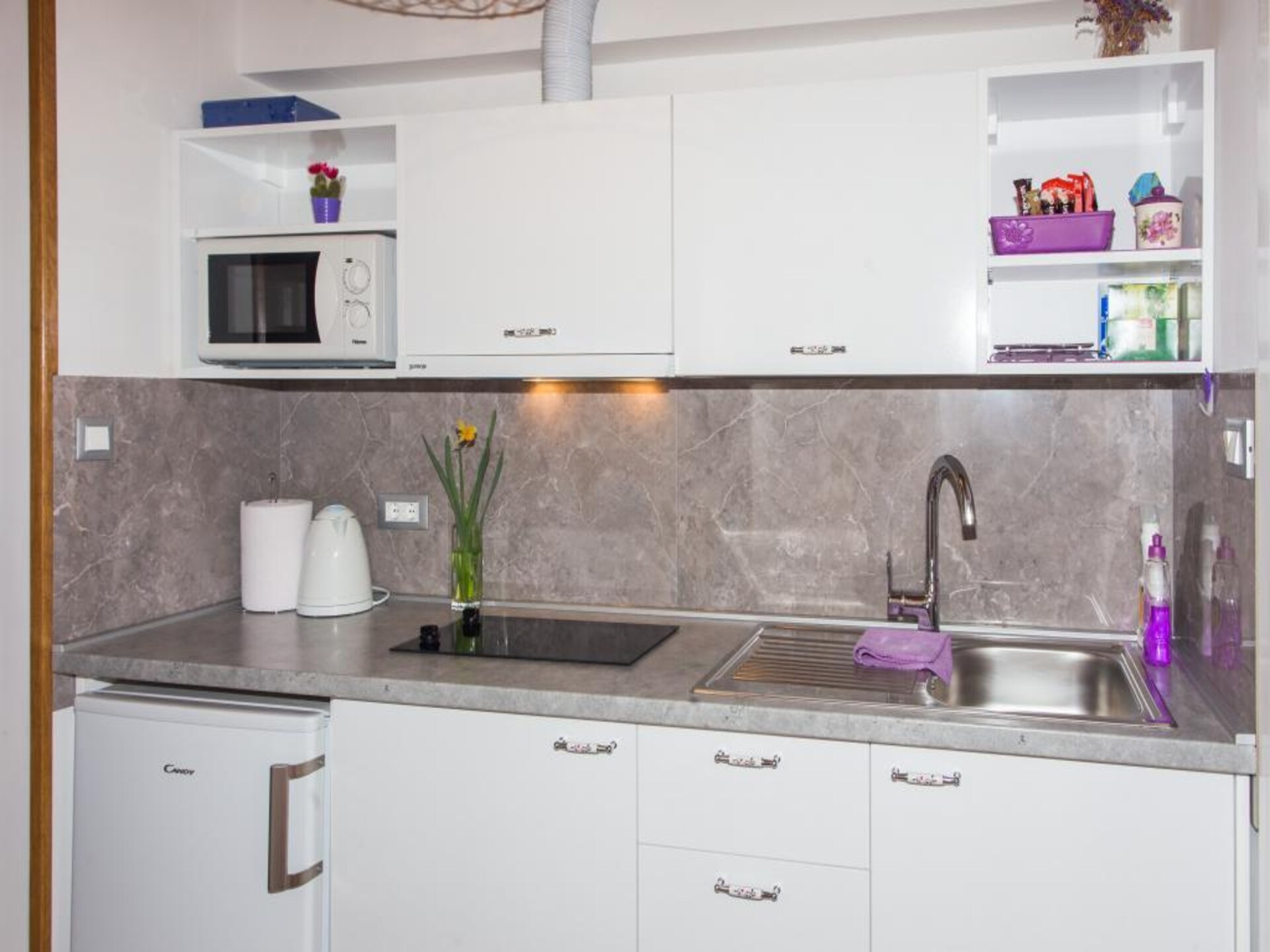 Romantisch appartement met balkon en adembenemend zeezicht op de oude stad - foto 4