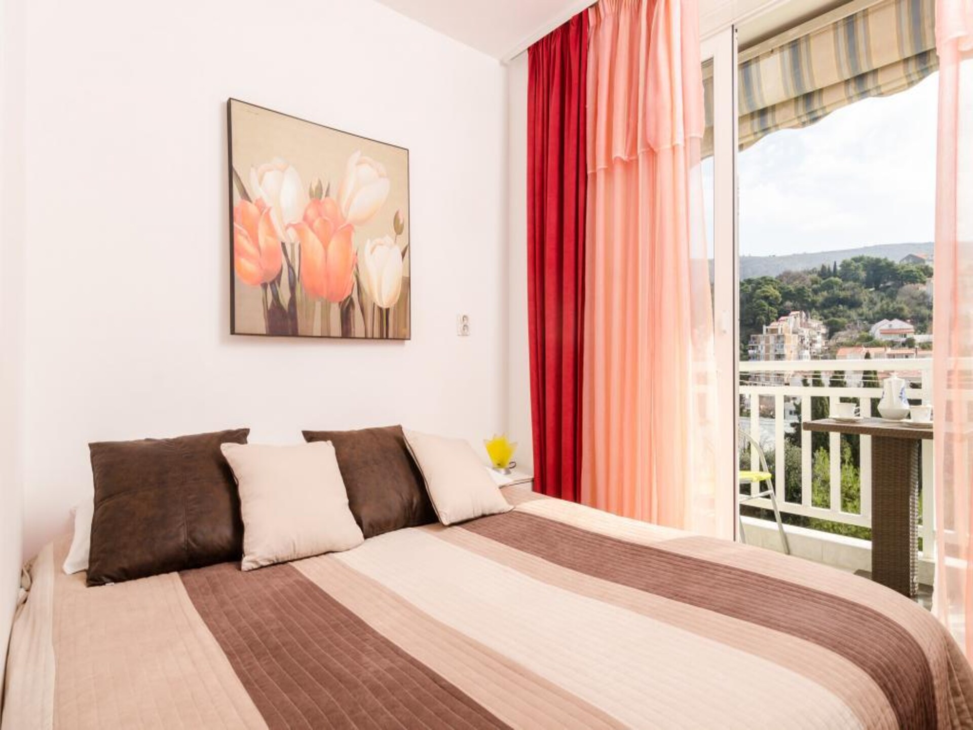 Apartment Nina: knus appartement met balkon op loopafstand van strand en Oude Stad - foto 7