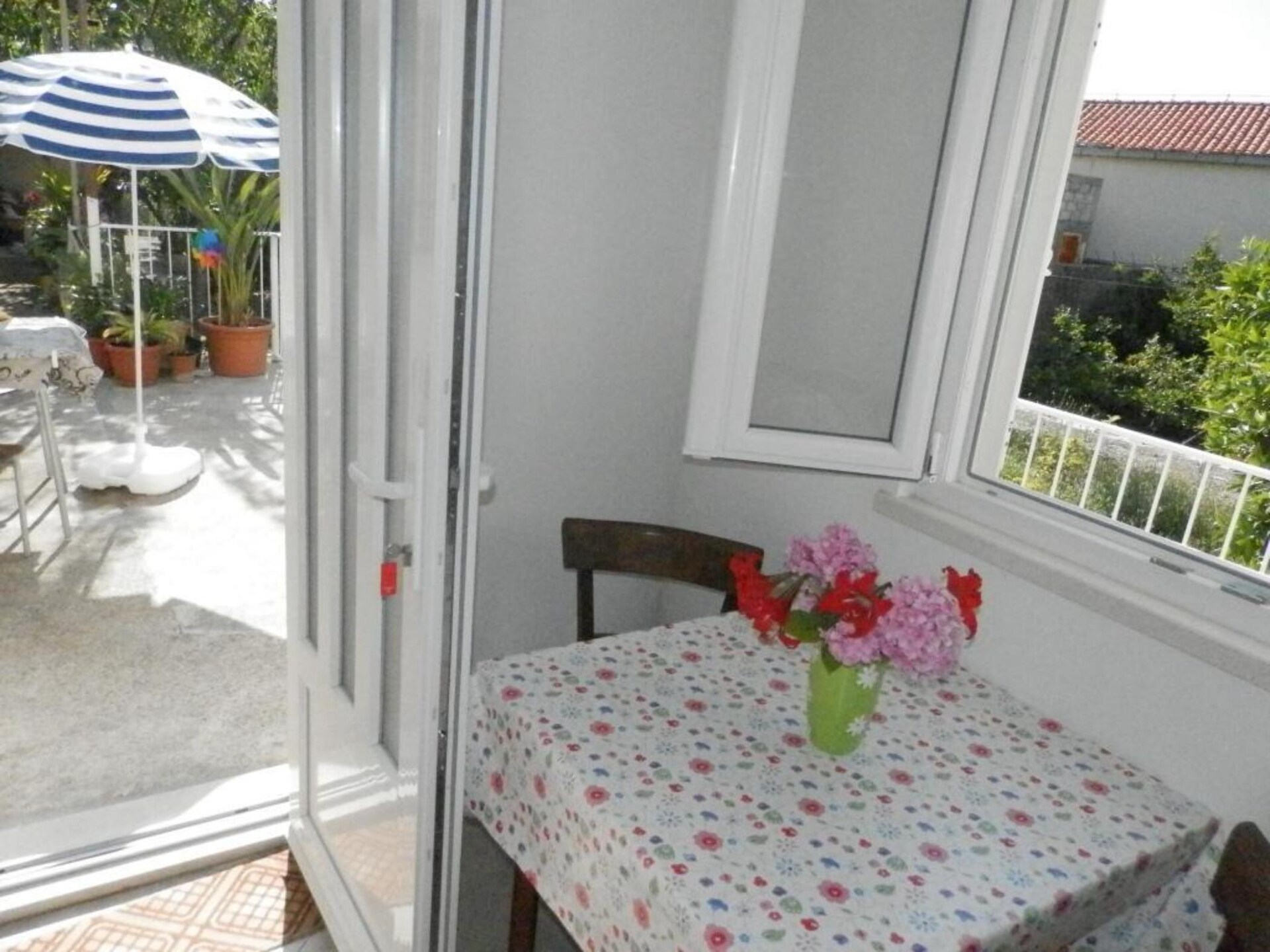 Rustig appartement met terras op 200m van strand in Lapad, Dubrovnik - foto 6