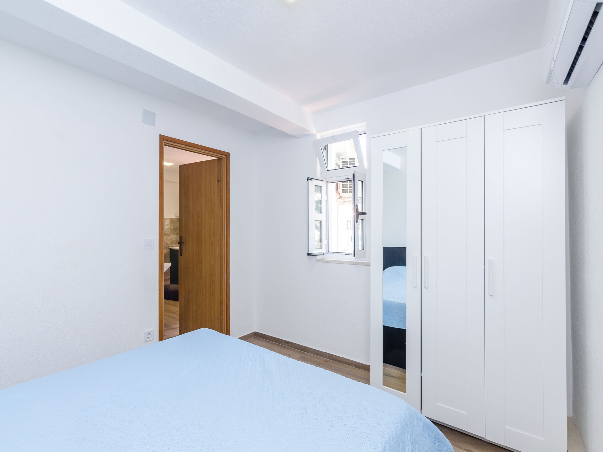 Appartement Paula: sfeervol verblijf met gedeeld terras bij de oude stadsmuren - foto 12