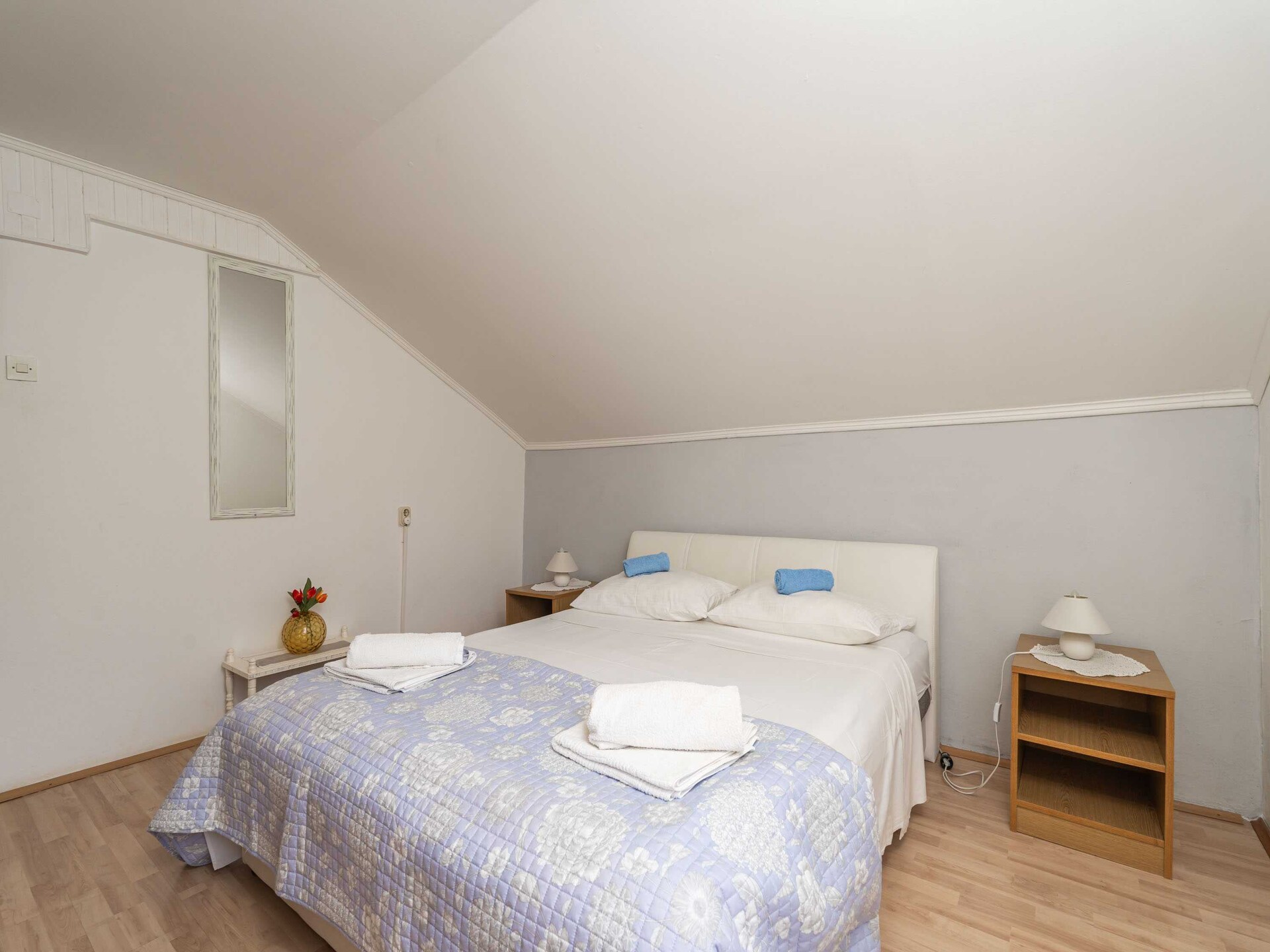 Villa Desin: Ruim appartement met 3 slaapkamers, terras en zwembad in Molunat - foto 9