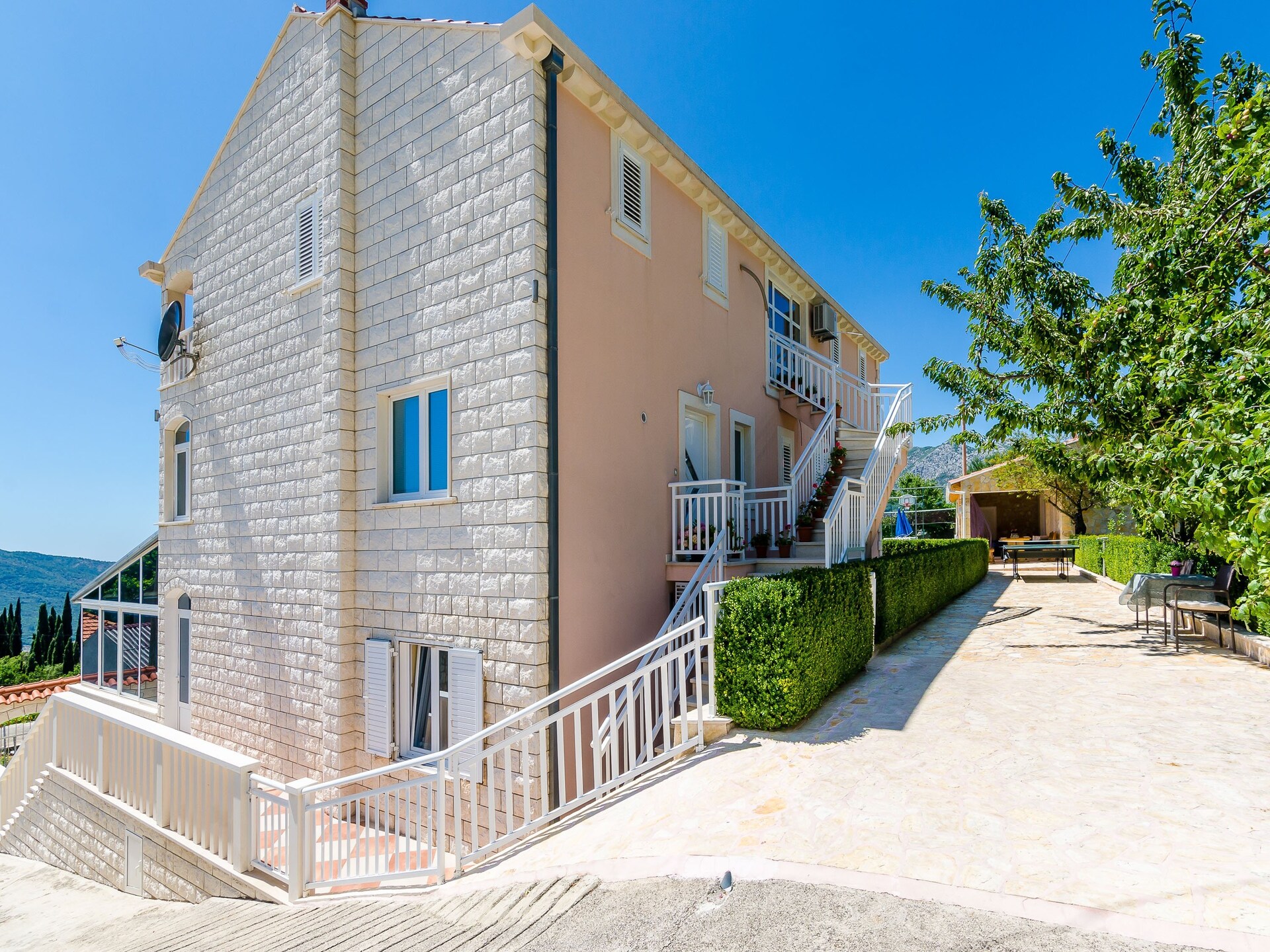 Villa Mateo: Ruime villa met privézwembad en terras in het groene Konavle - foto 36
