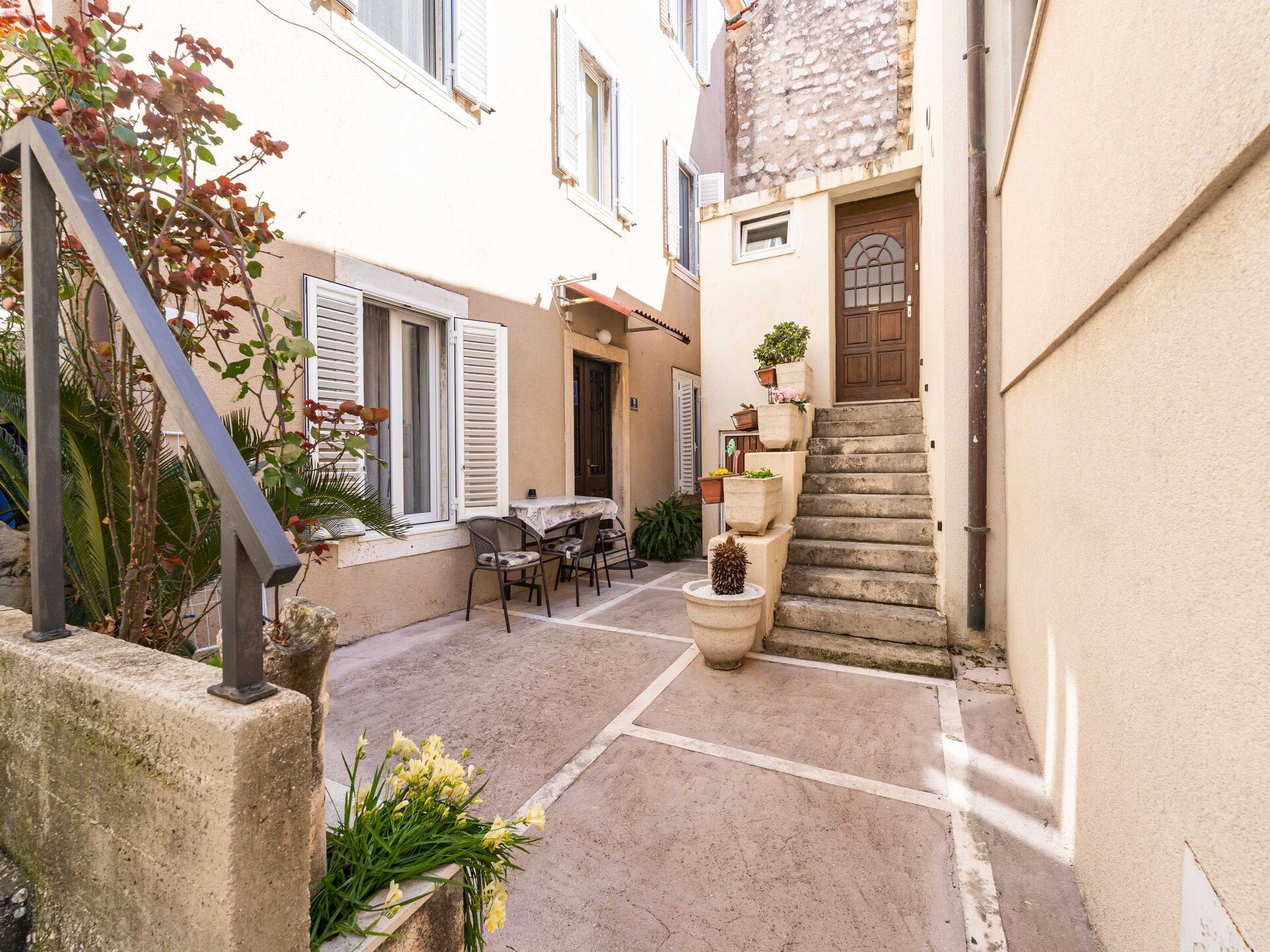 Rustiek appartement met terras in Gruž, vlakbij de veerhaven en Old Town - foto 22