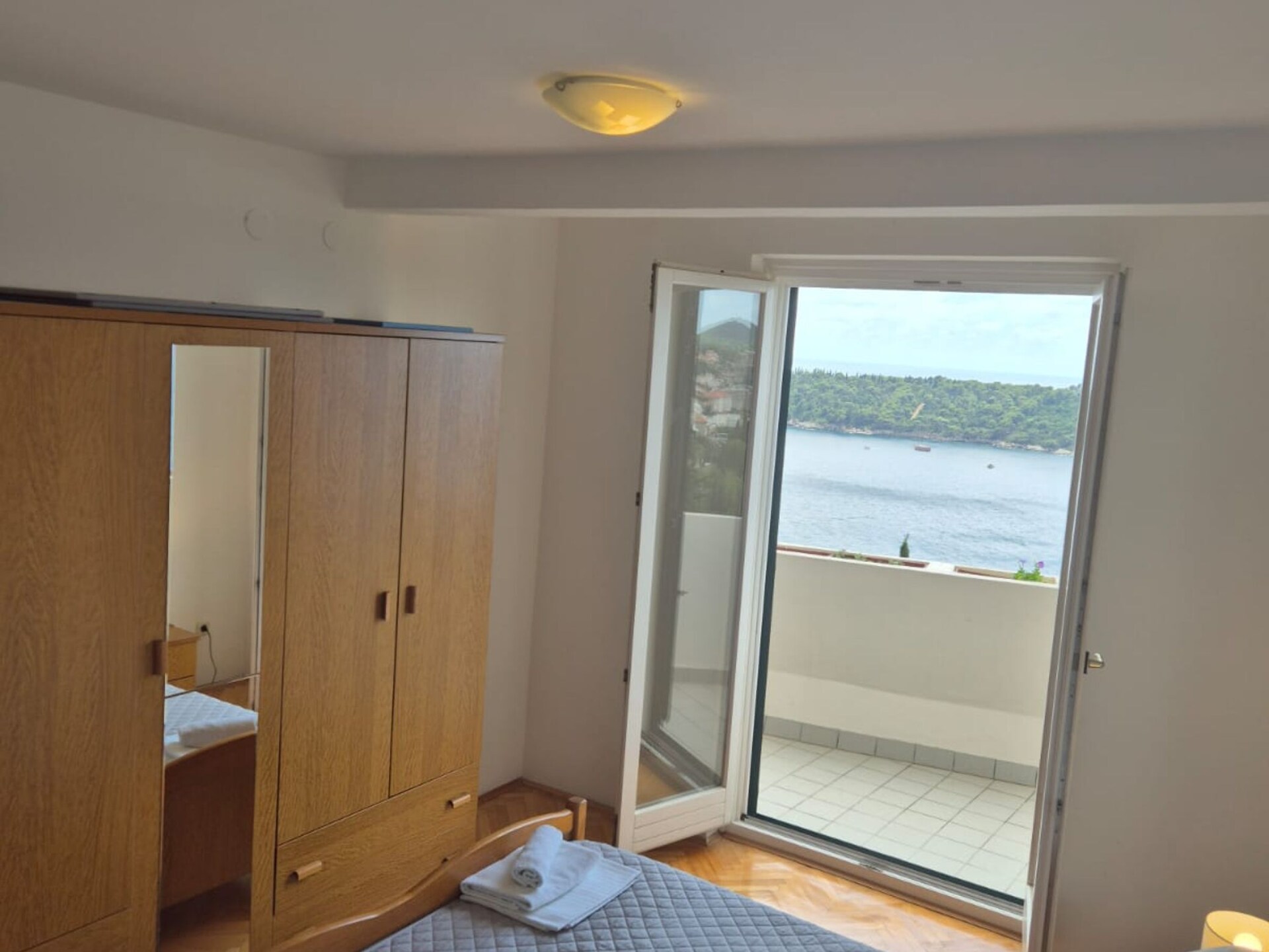 Apartment Mia: Ruim appartement met balkon en zeezicht nabij centrum Dubrovnik - foto 20