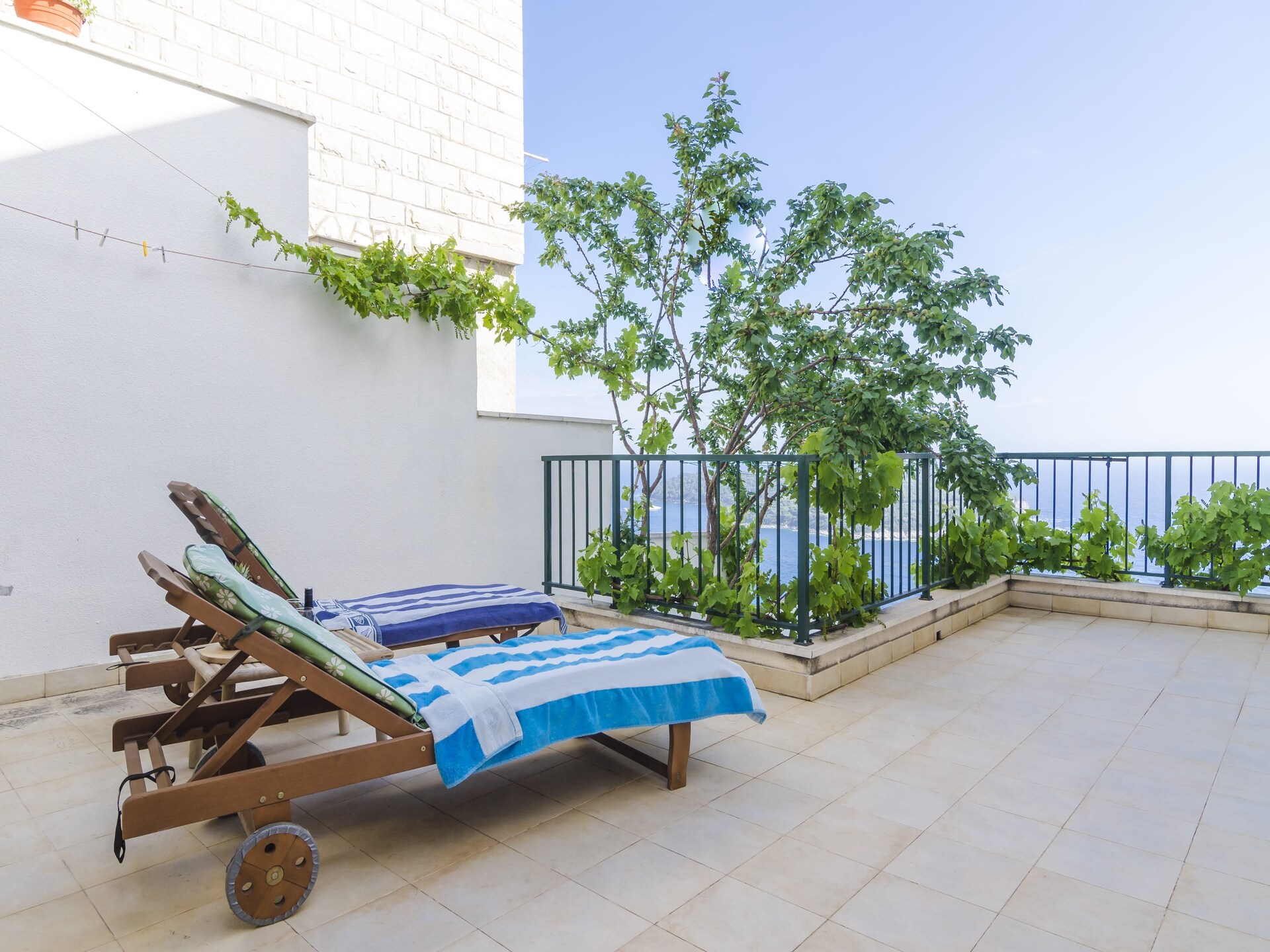 Appartement met terras en zeezicht op loopafstand van de oude stad Dubrovnik - foto 15