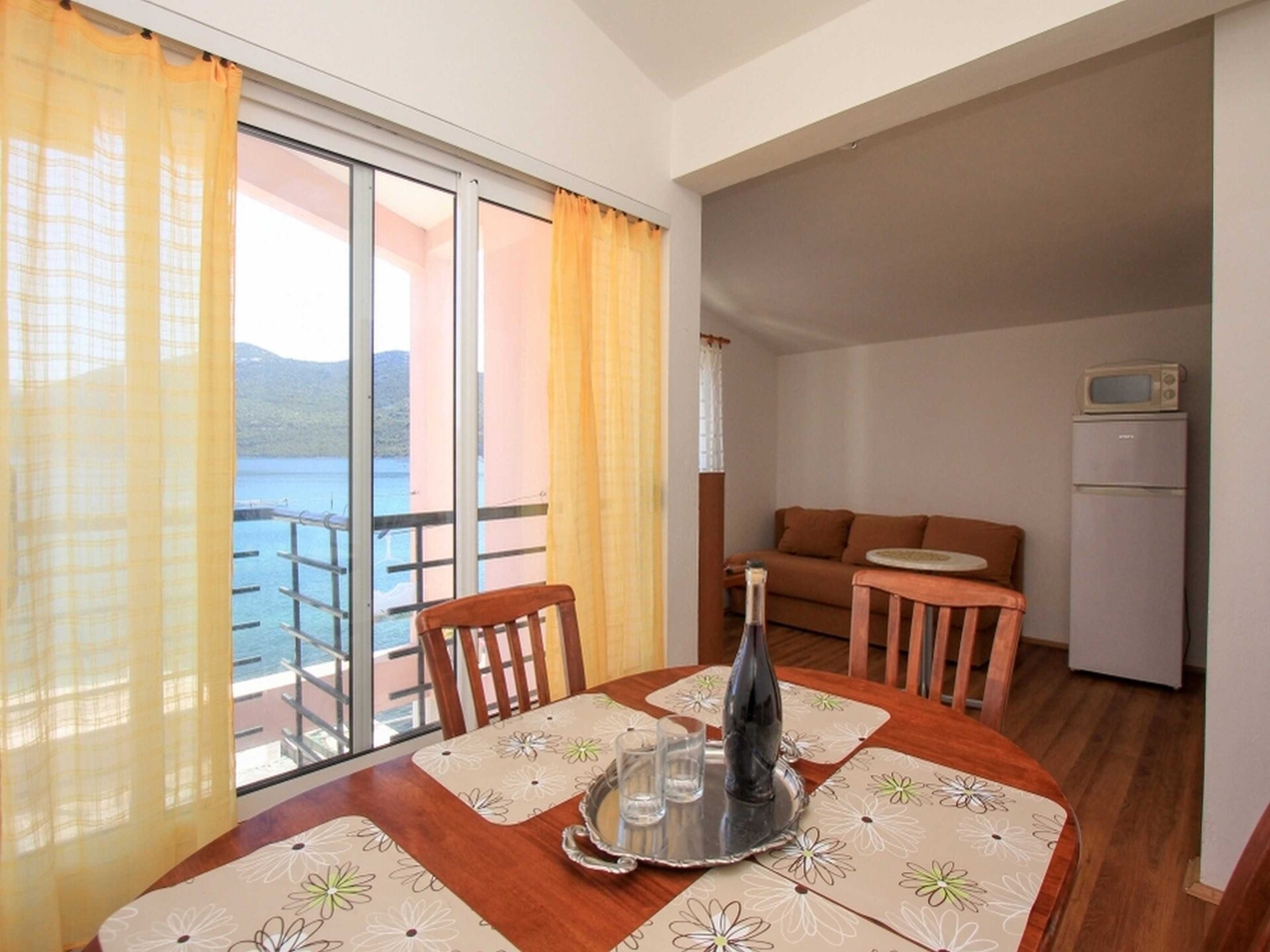 Appartement aan zee met spectaculair uitzicht op de Pelješac kust - foto 1
