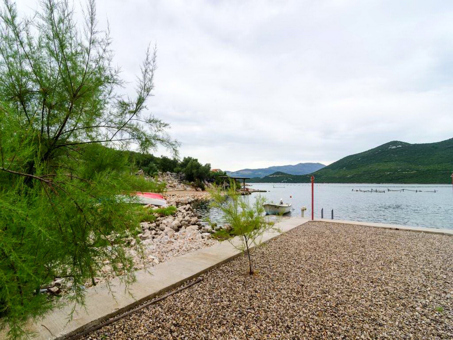 Appartement aan zee met spectaculair uitzicht op de Pelješac kust - foto 9