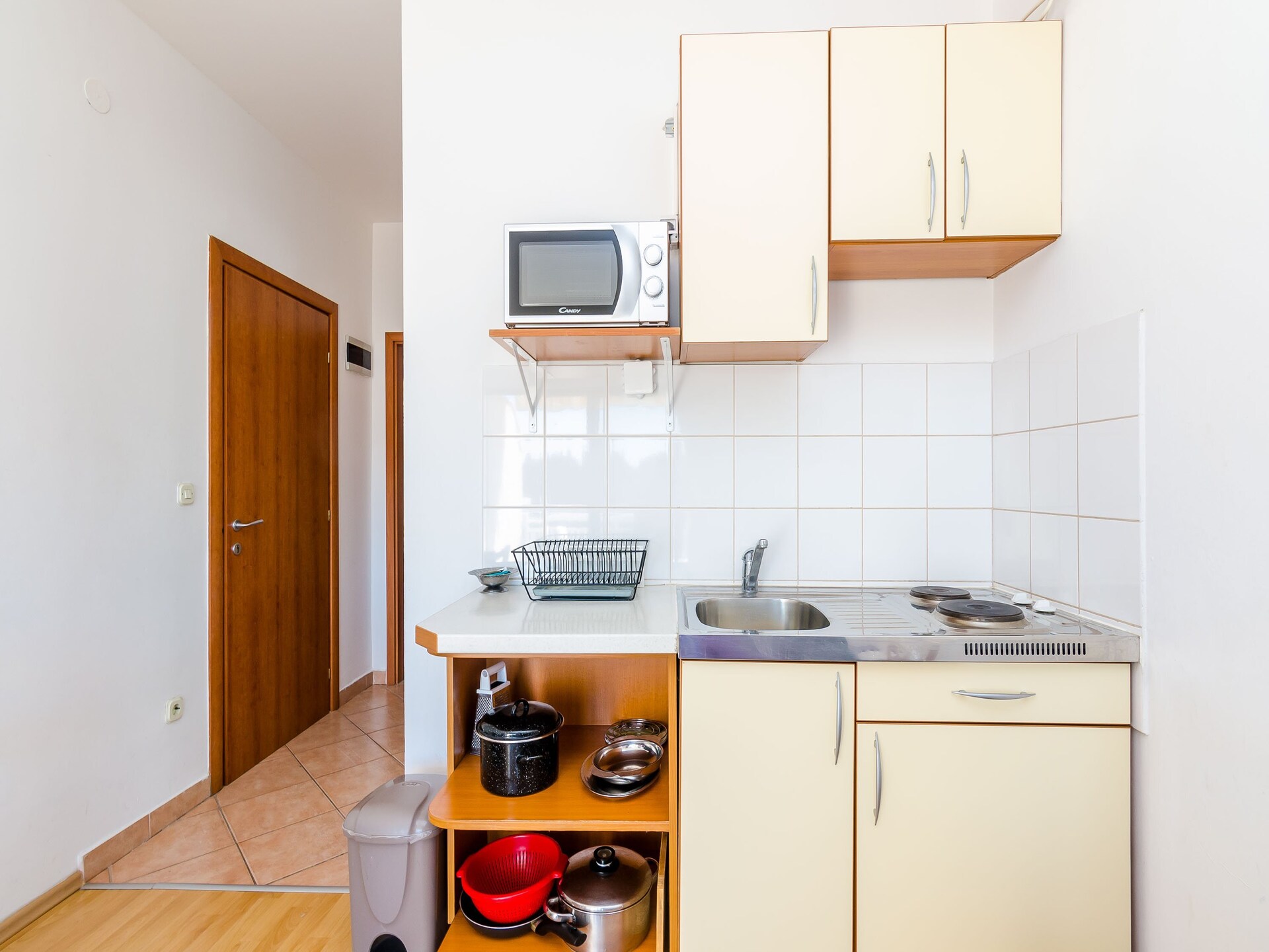 Licht studio-appartement met balkon, op loopafstand van Dubrovnik's oude stad - foto 7