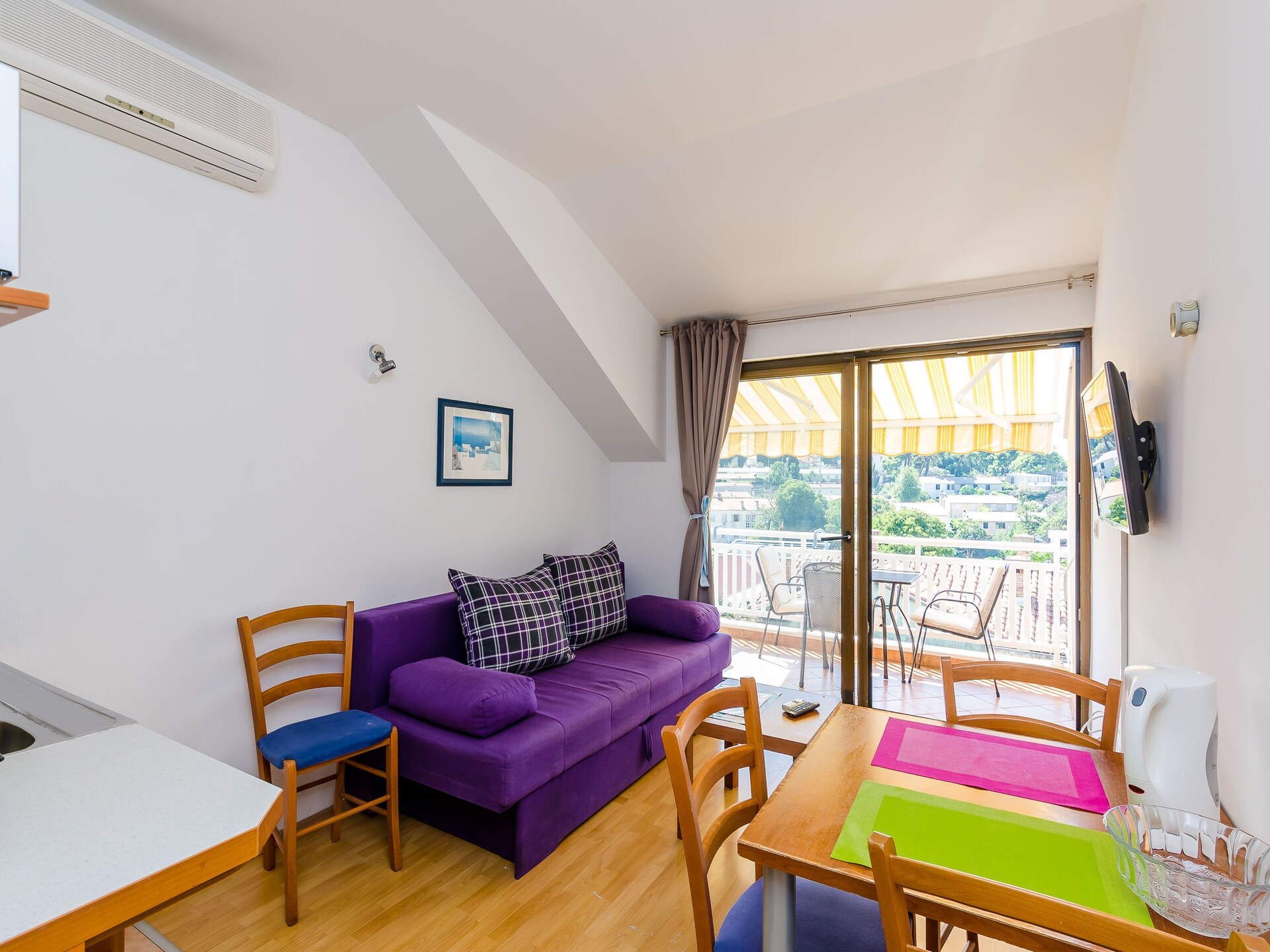 Licht studio-appartement met balkon, op loopafstand van Dubrovnik's oude stad - foto 3