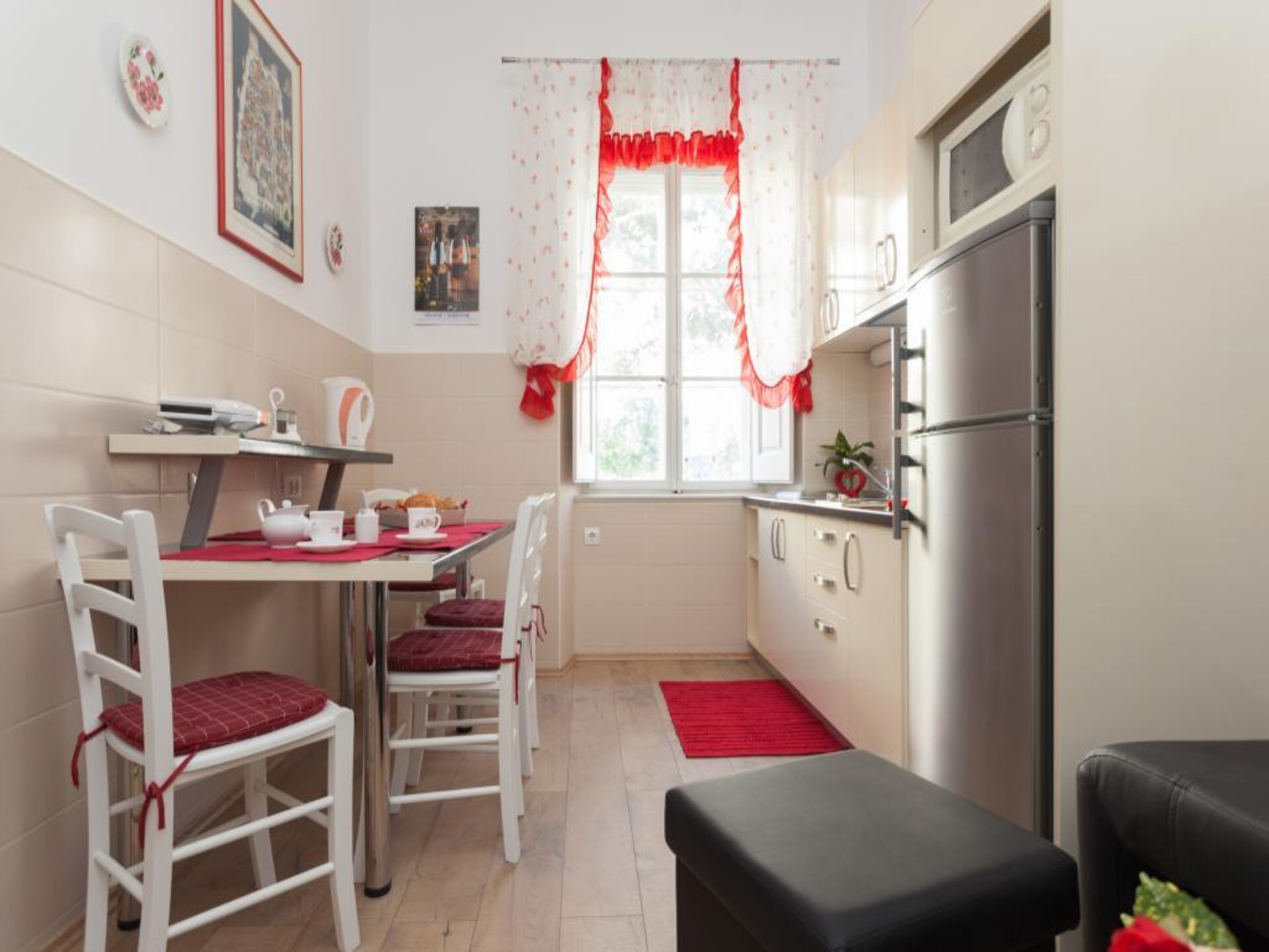 Ruim 2-slaapkamerappartement met zeezicht en terras op 260m van de oude stad - foto 41