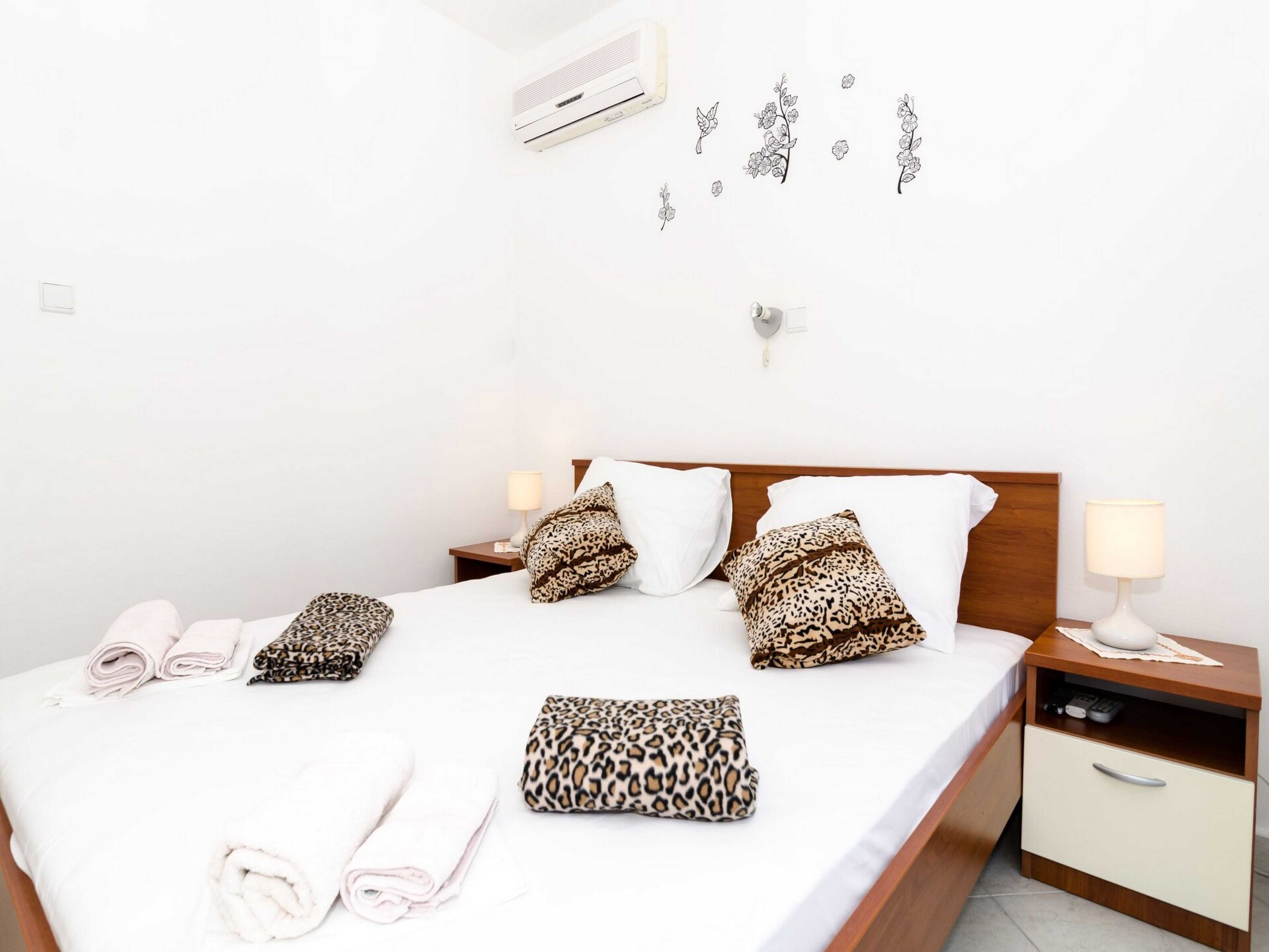 Double Room met balkon en deels zeezicht in Mlini, vlakbij de Adriatische Zee - foto 5