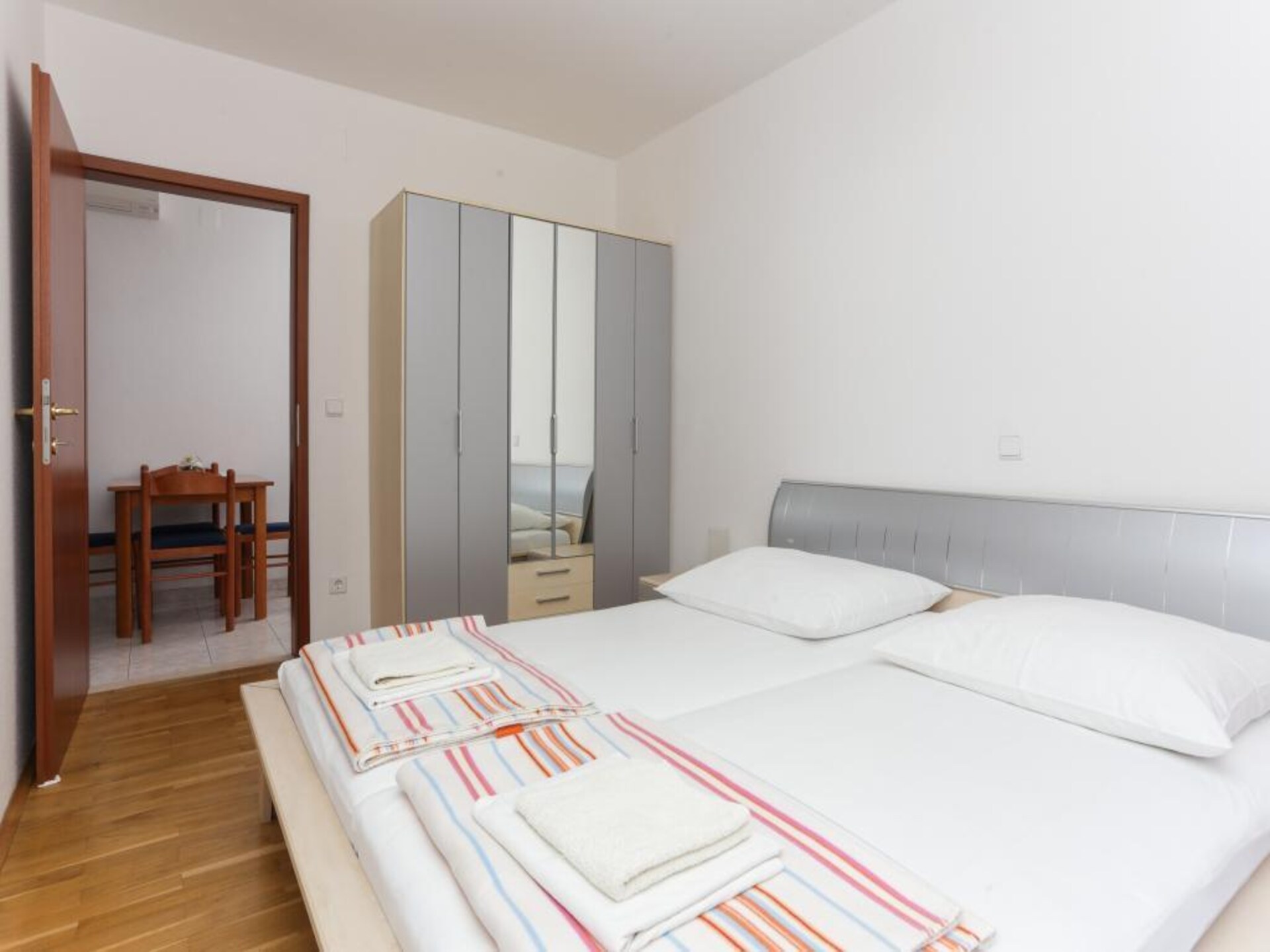 Modern appartement met zeezicht en gedeeld zwembad bij Dubrovnik - foto 4