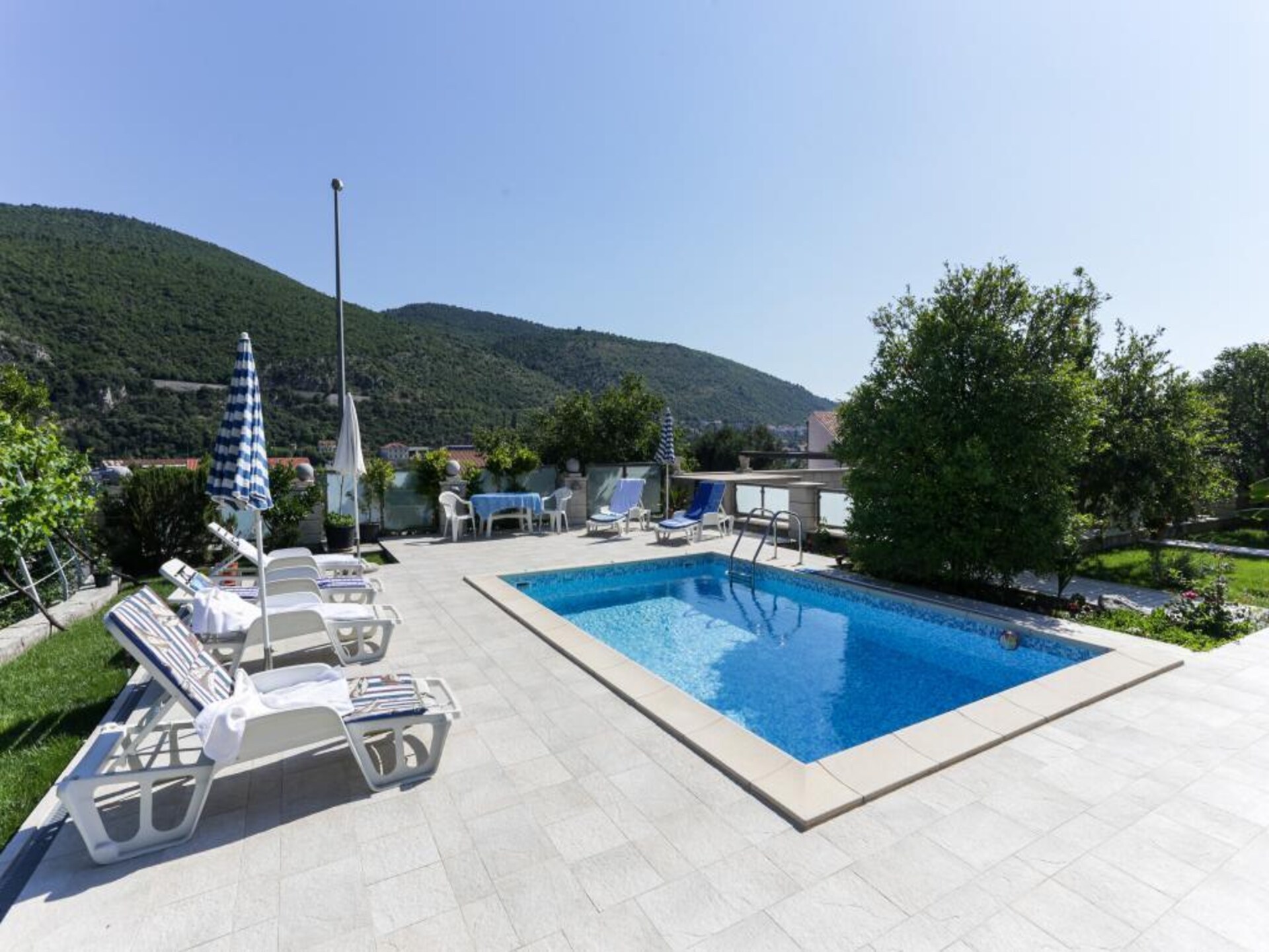 Appartement met balkon en zeezicht nabij Dubrovnik, 200m van het strand - foto 13