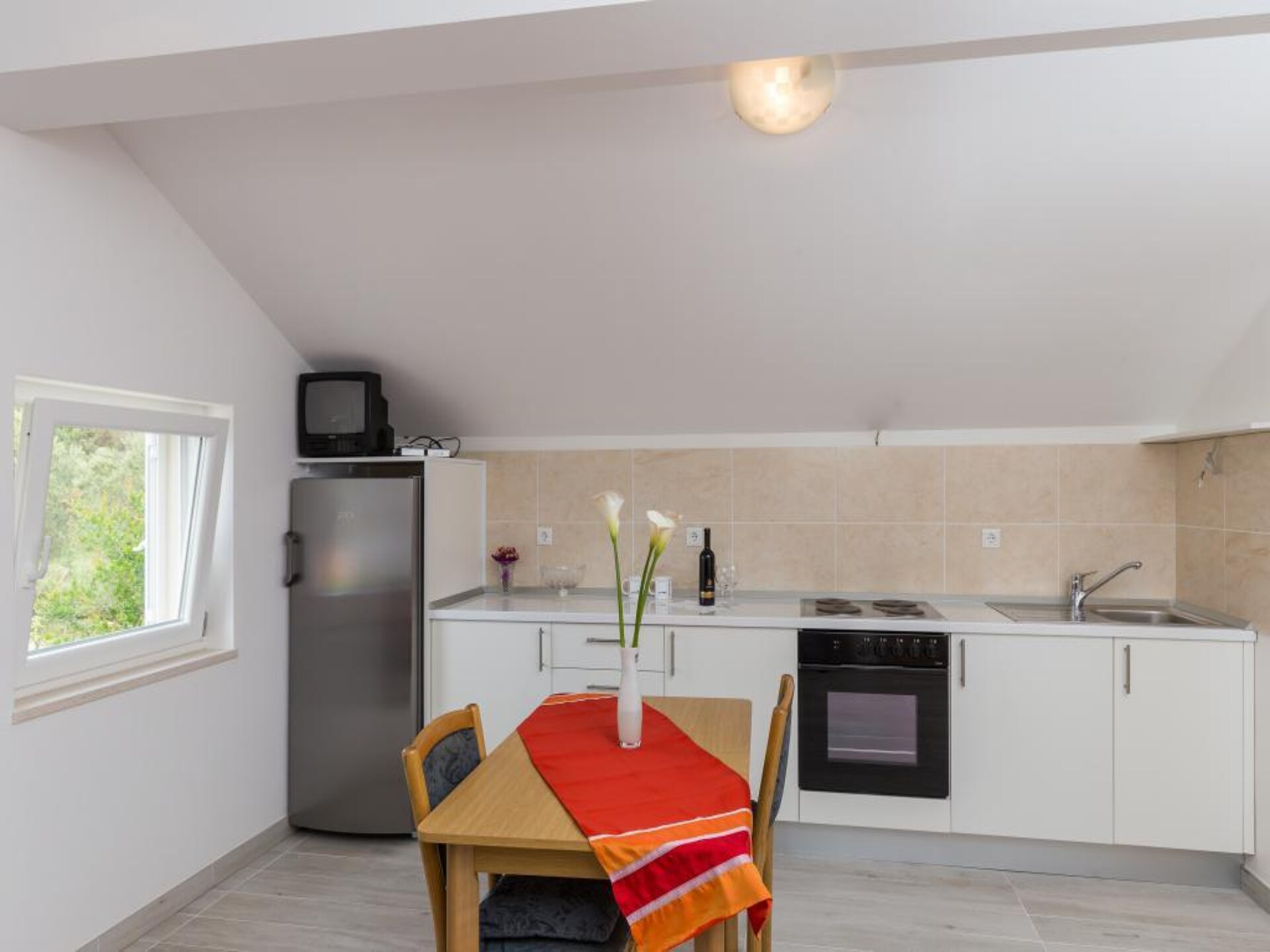 Knus appartement voor 3 bij Dubrovnik met zwembad, 200m van strand - foto 12