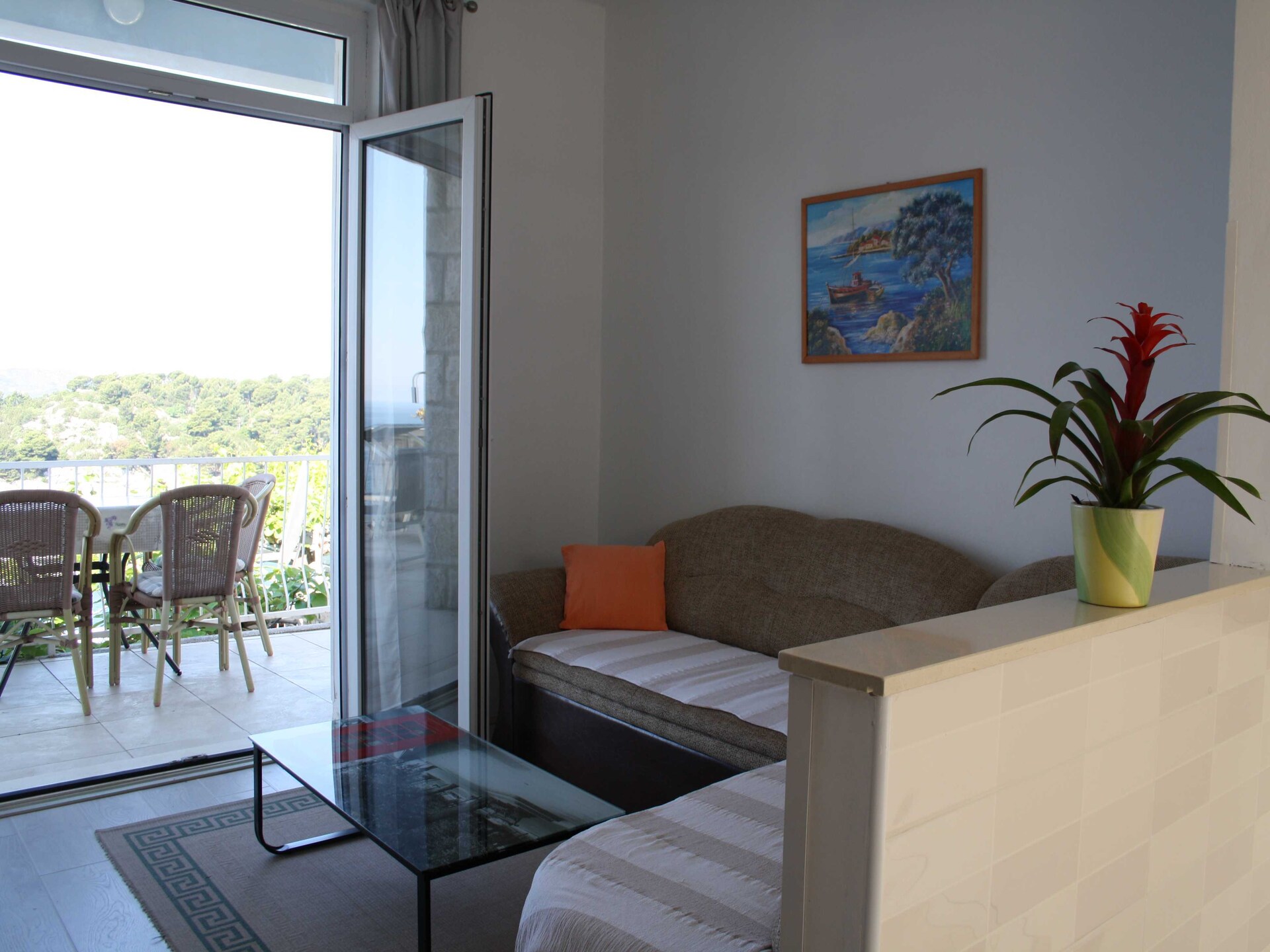 Zonovergoten appartement aan zee met balkon en uitzicht op de Adriatische Zee - foto 1