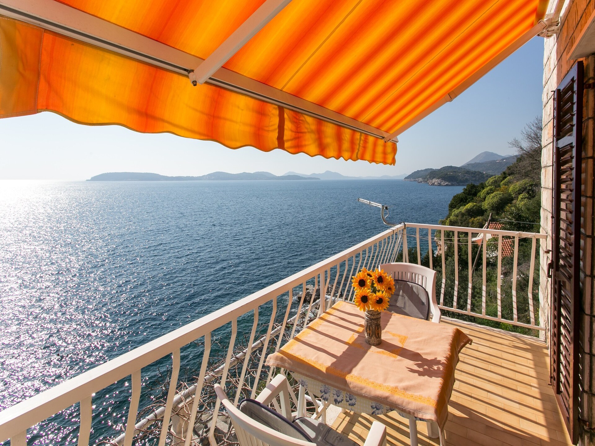 Appartement met balkon en zeezicht in Zaton, op 40 meter van het strand - foto 1