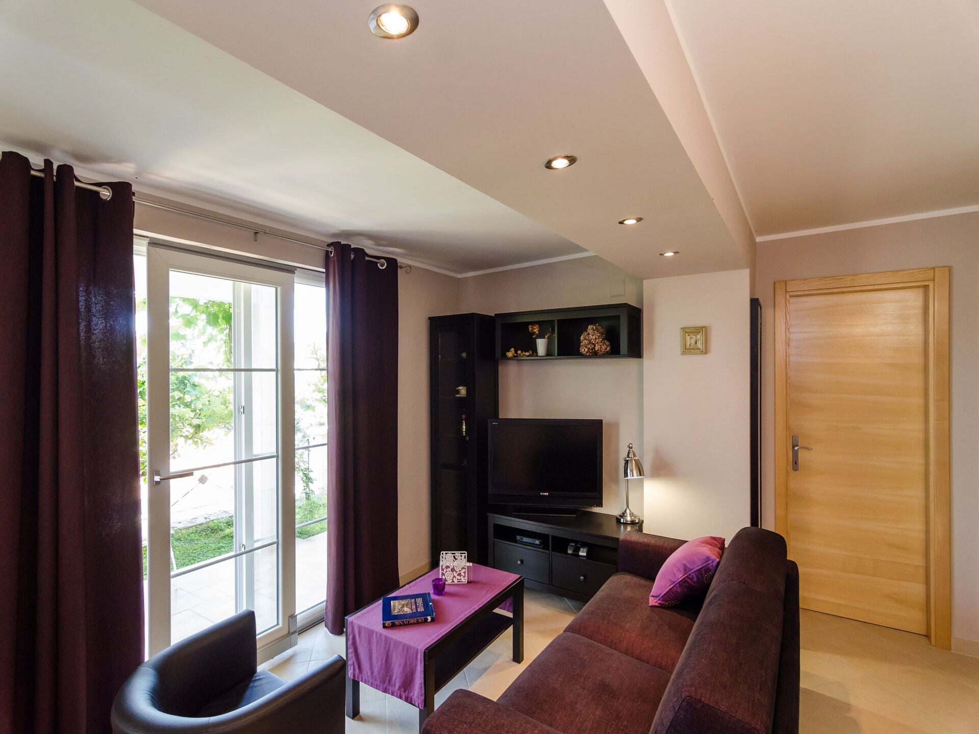 Comfortabel appartement met terras in Gruž, vlakbij haven en oude stad - foto 3