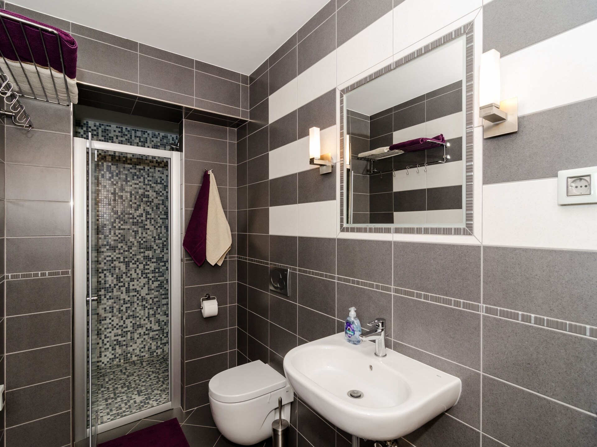 Comfortabel appartement met terras in Gruž, vlakbij haven en oude stad - foto 14