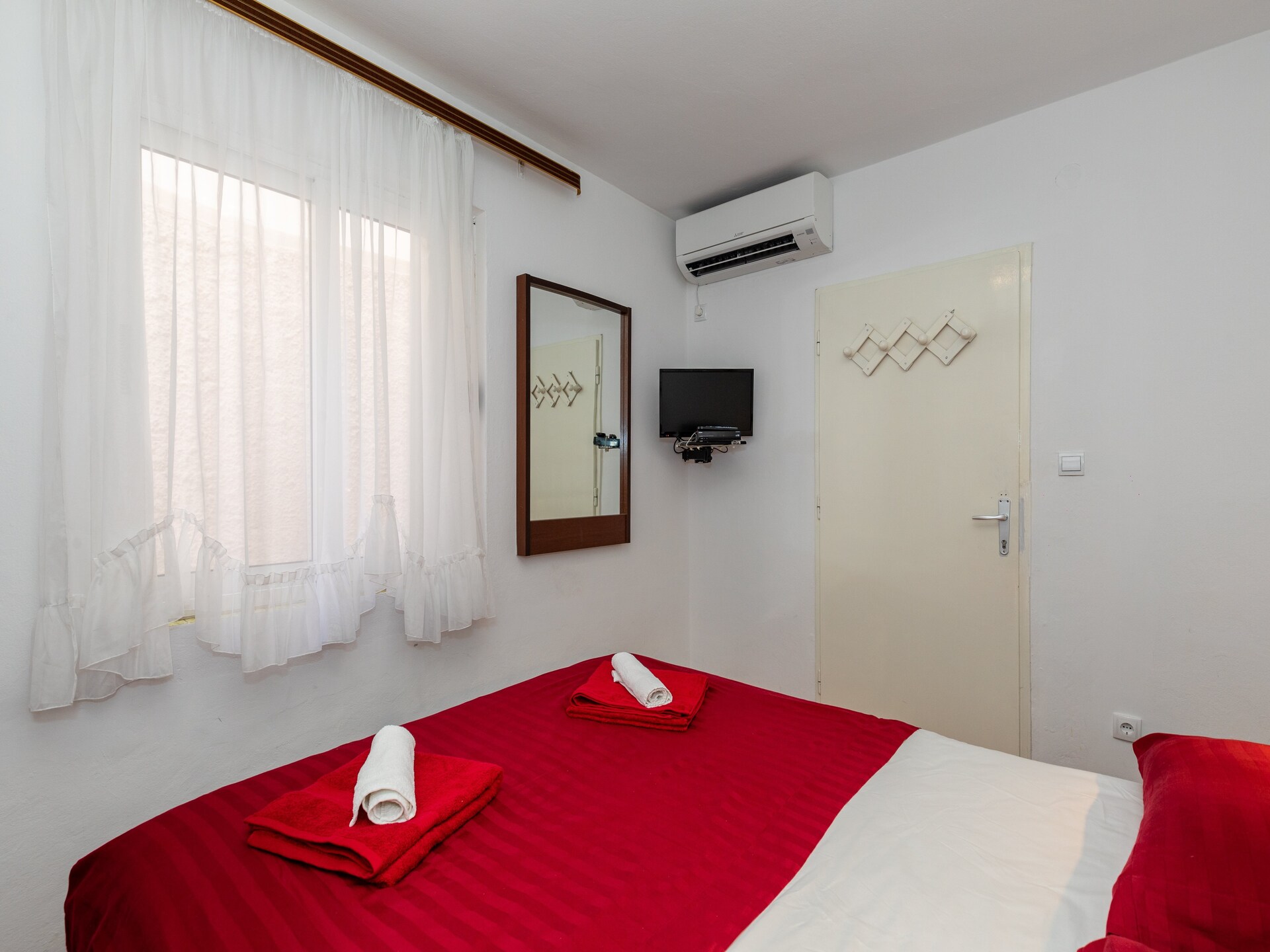 Economy Double Room in Gruž, 200m van ferryhaven Dubrovnik - foto 4