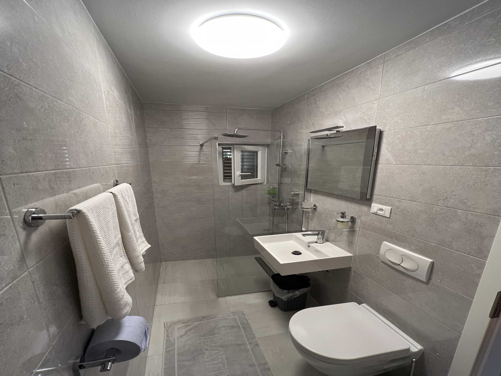 Economy Double Room in Gruž, 200m van ferryhaven Dubrovnik - foto 5