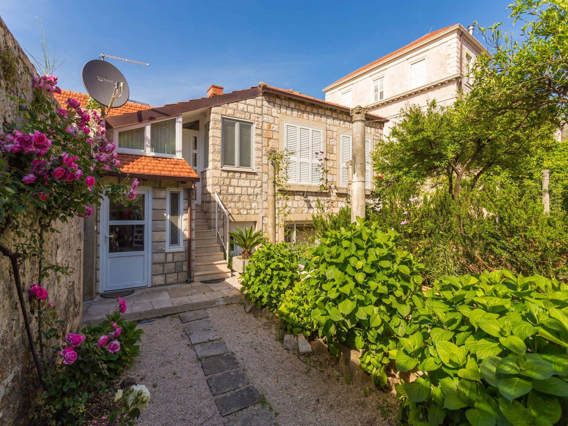 Modern appartement met terras en tuin op 400m van zee in Lapad, Dubrovnik - foto 14