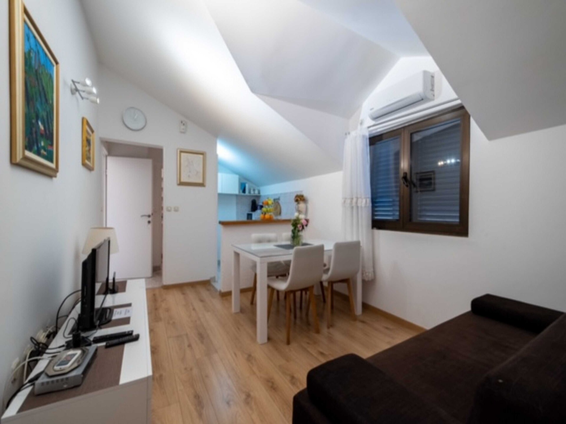 Appartement met Patio en Zeezicht op 1,5 km van Oude Stad Dubrovnik - foto 1