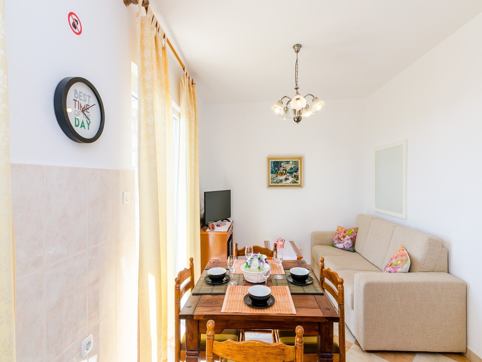 Ruim appartement met balkon en uitzicht op zee bij Dubrovnik Old Town - foto 4