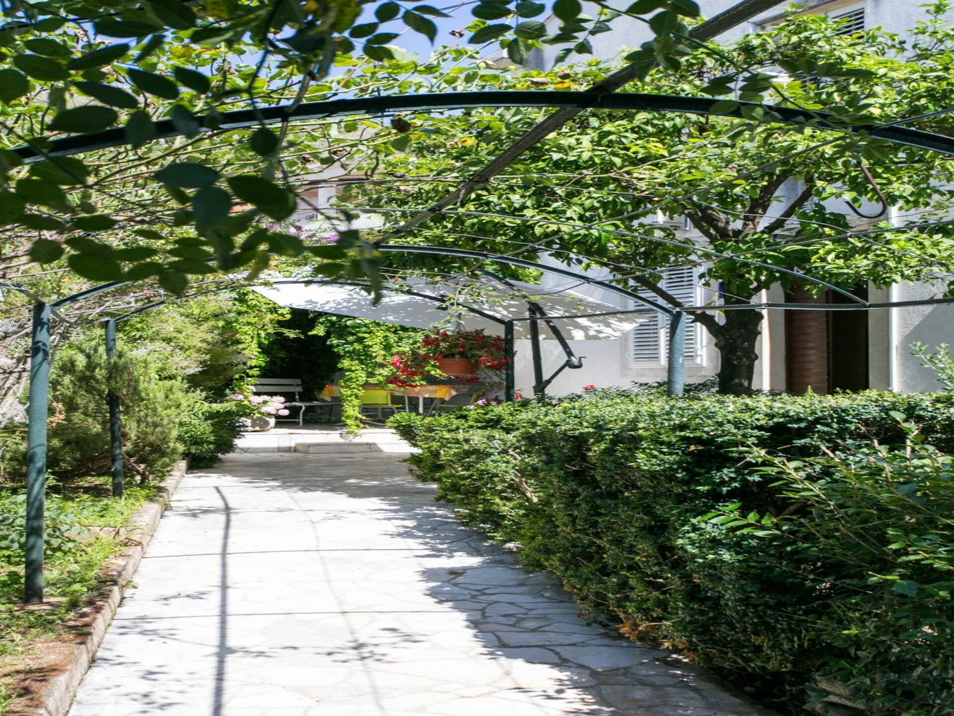 Kleurrijk appartement met terras en tuinzicht in de wijk Gruž, Dubrovnik - foto 24