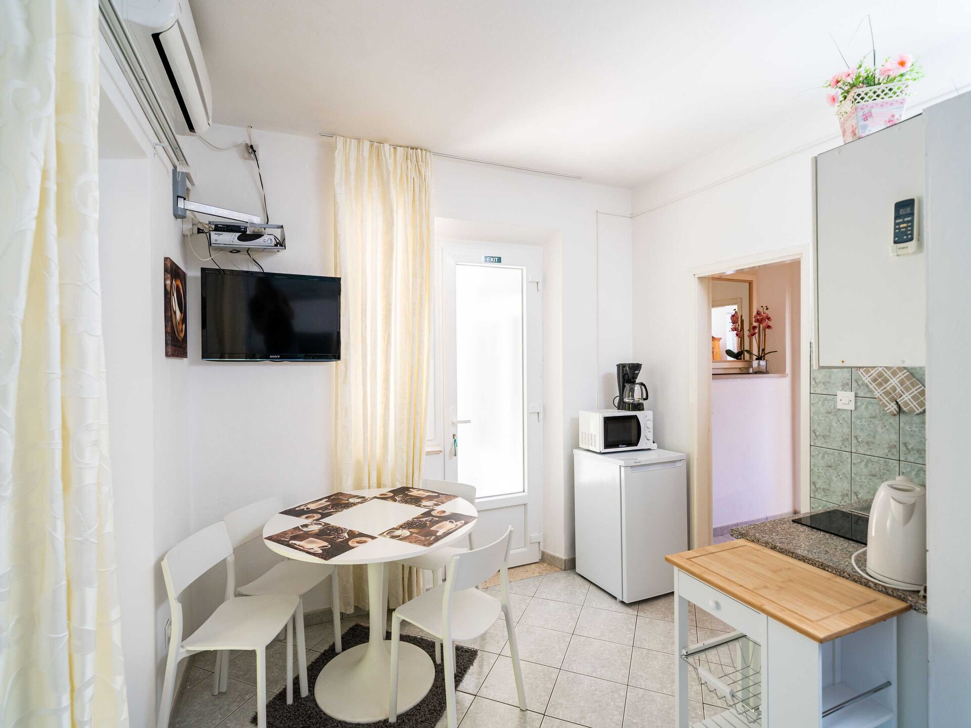 Appartement aan zee in Lumbarda met privéstrand en balkon - foto 3