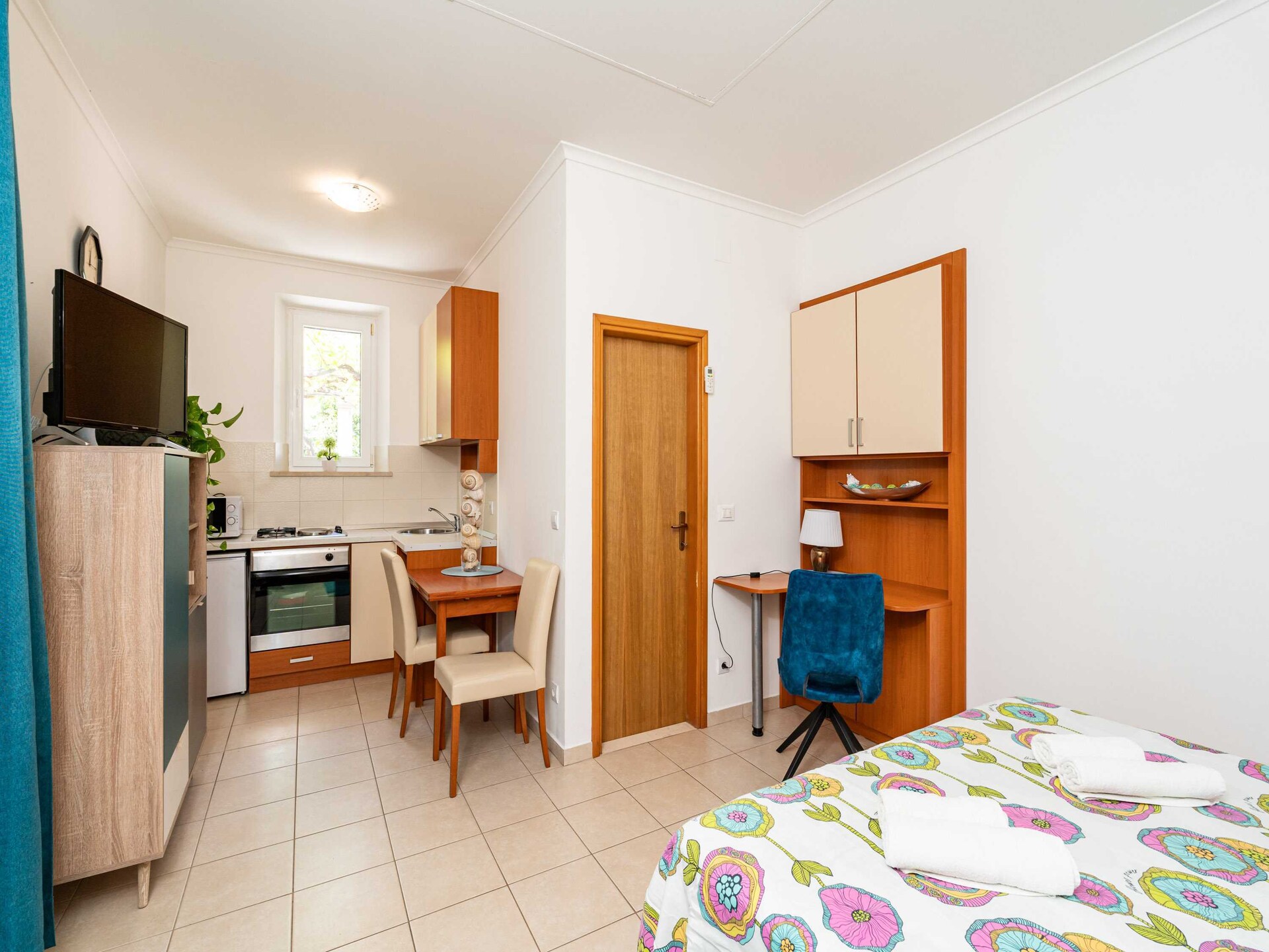 Compacte studio met zonneterras in Lapad, op loopafstand van strand en boulevard - foto 1