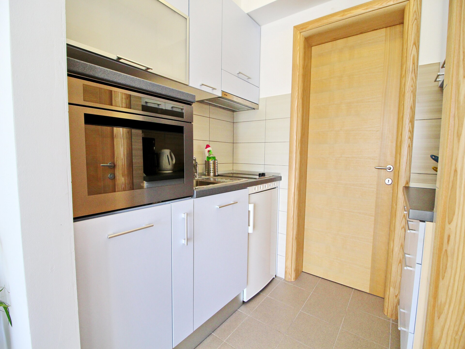 Appartement met zeezicht en terras in Drače, vlakbij strand - foto 5