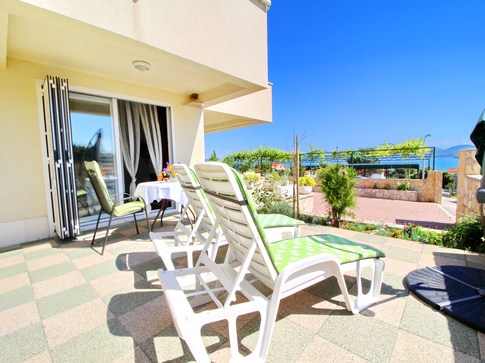 Studio met zeezicht en terras aan de Pelješac kust in Drače - foto 11