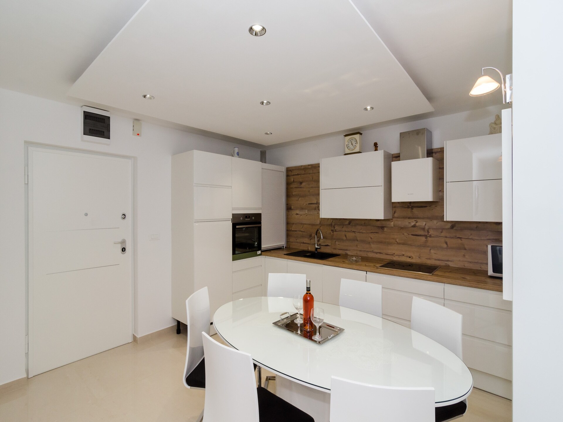 Modern 2-kamerappartement met balkon en uitzicht, op loopafstand van Old Town - foto 10