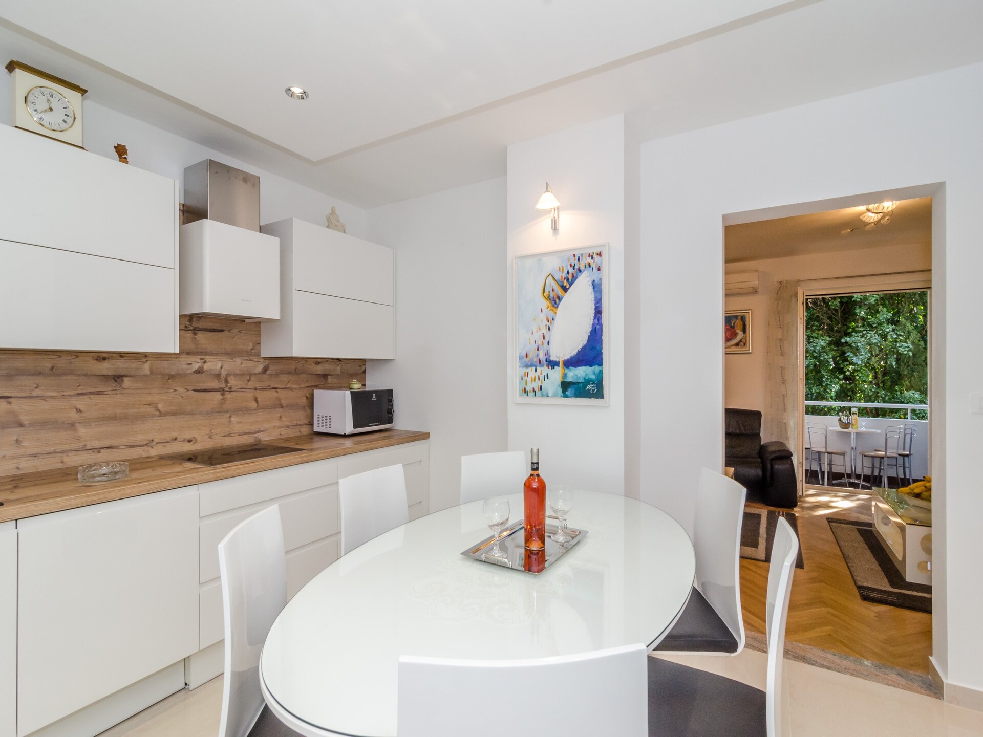 Modern 2-kamerappartement met balkon en uitzicht, op loopafstand van Old Town - foto 7