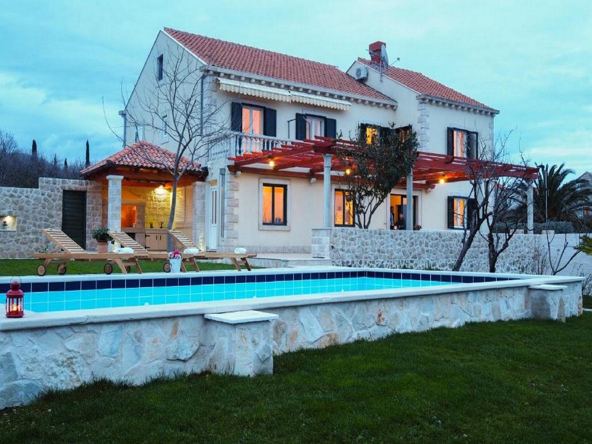 Ruime 4-slaapkamer villa met privézwembad en terras nabij Cavtat - foto 29
