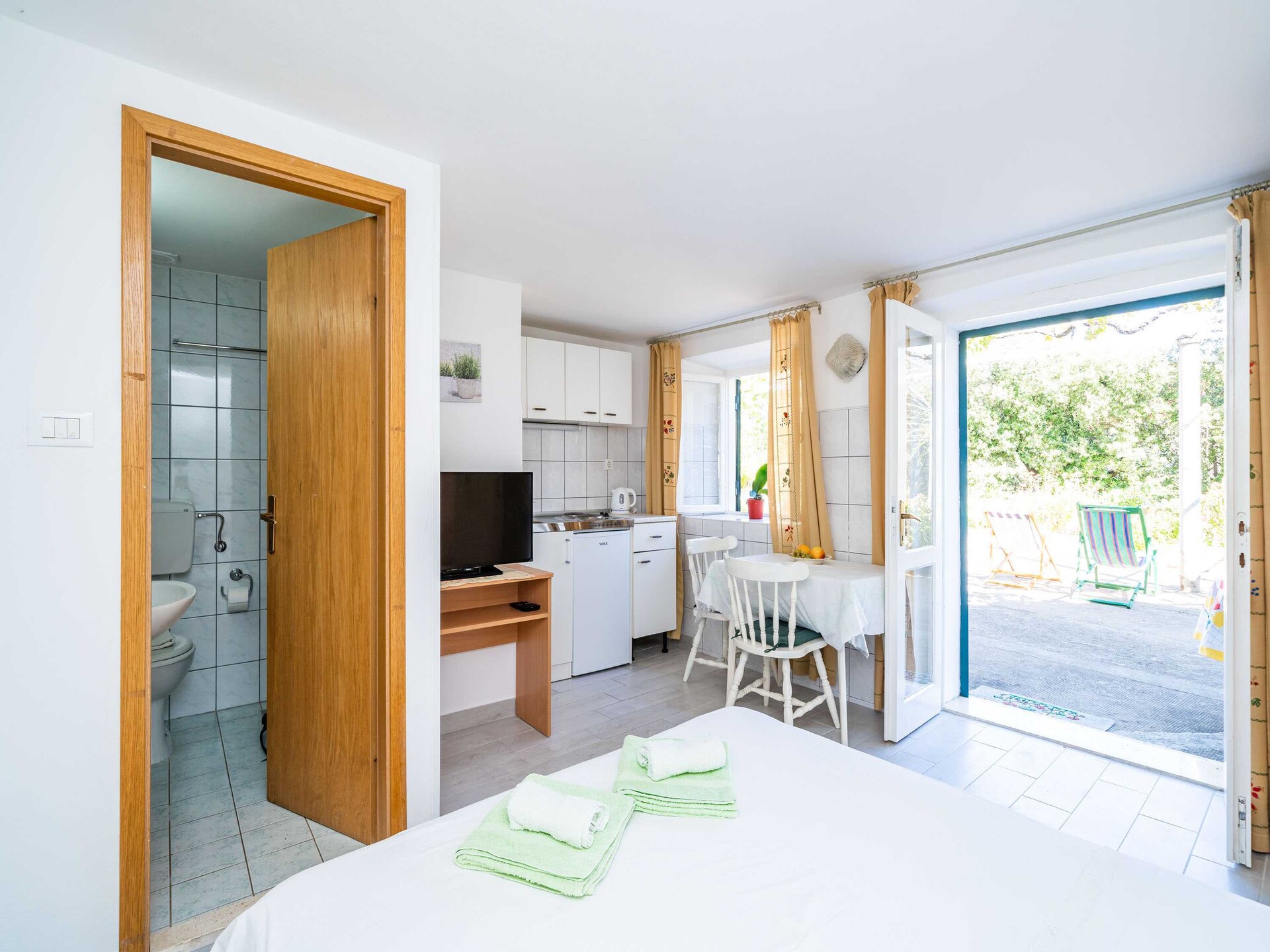 Knusse studio voor 2 personen op 300 meter van de baai van Zaton - foto 4