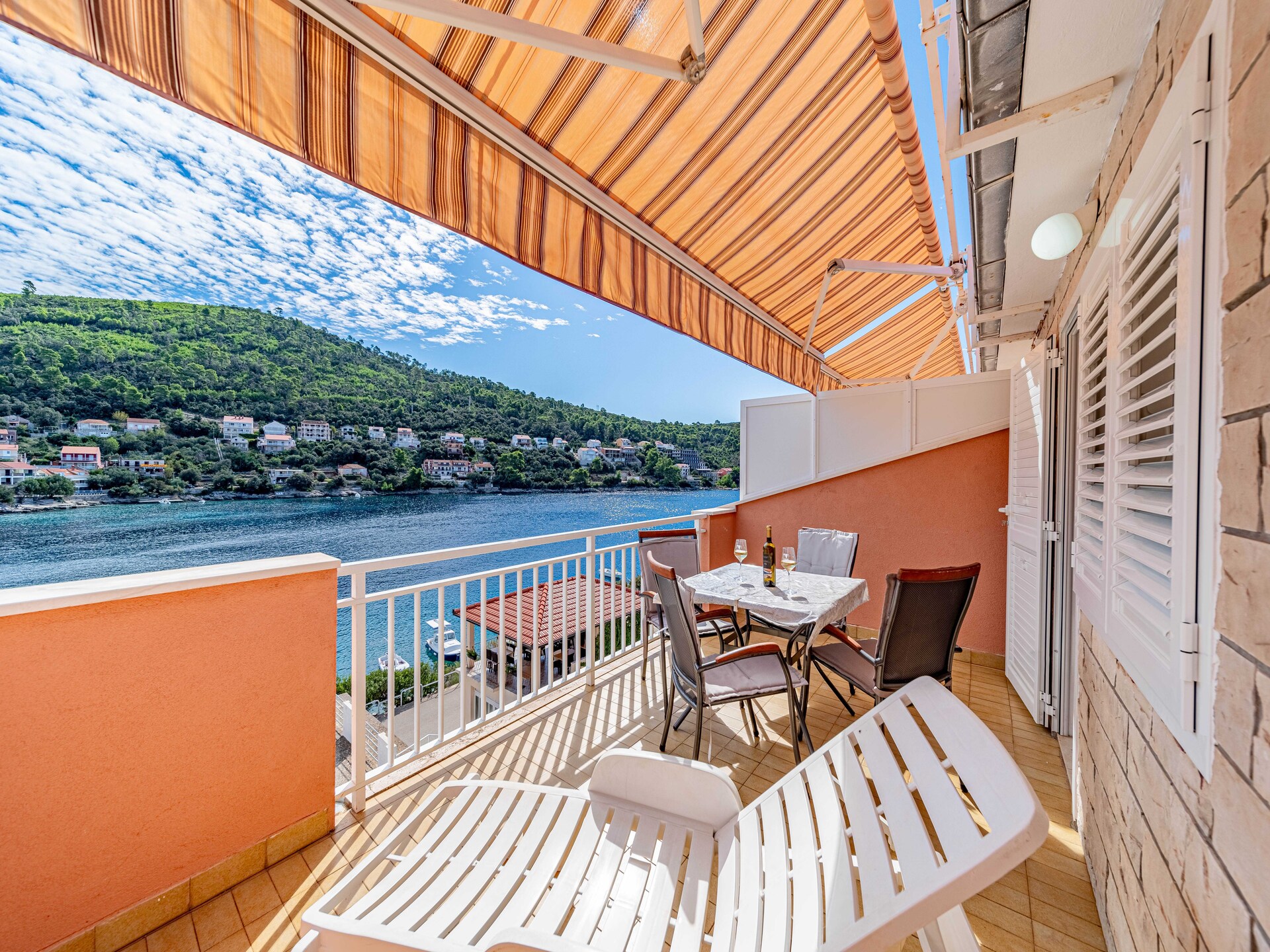 Appartement met zeezicht en balkon, direct bij het strand in Smokvica - foto 22