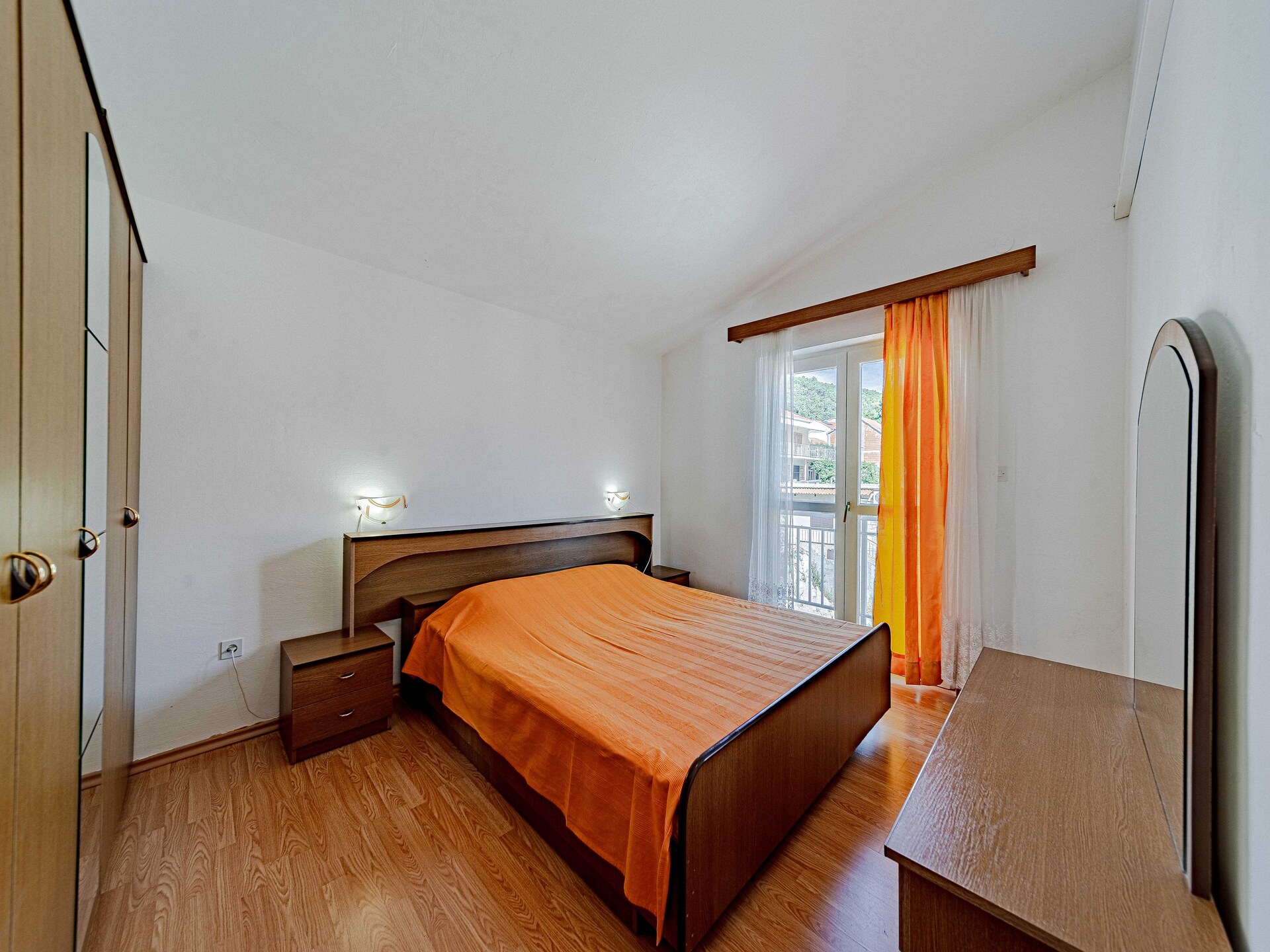 Appartement met zeezicht en balkon, direct bij het strand in Smokvica - foto 15