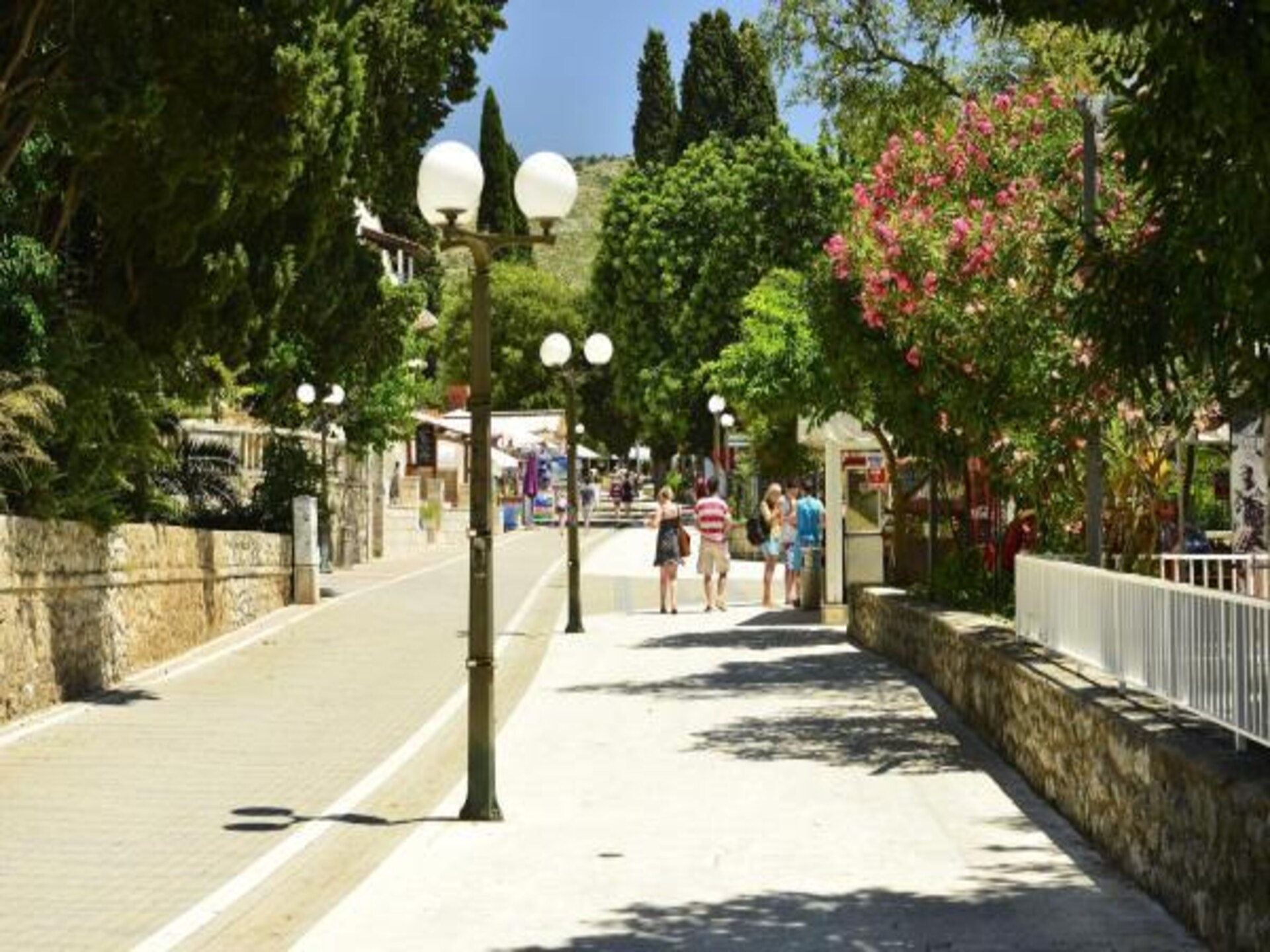 Studio met terras in Lapad, op 700m van strand en dichtbij Old Town Dubrovnik - foto 27