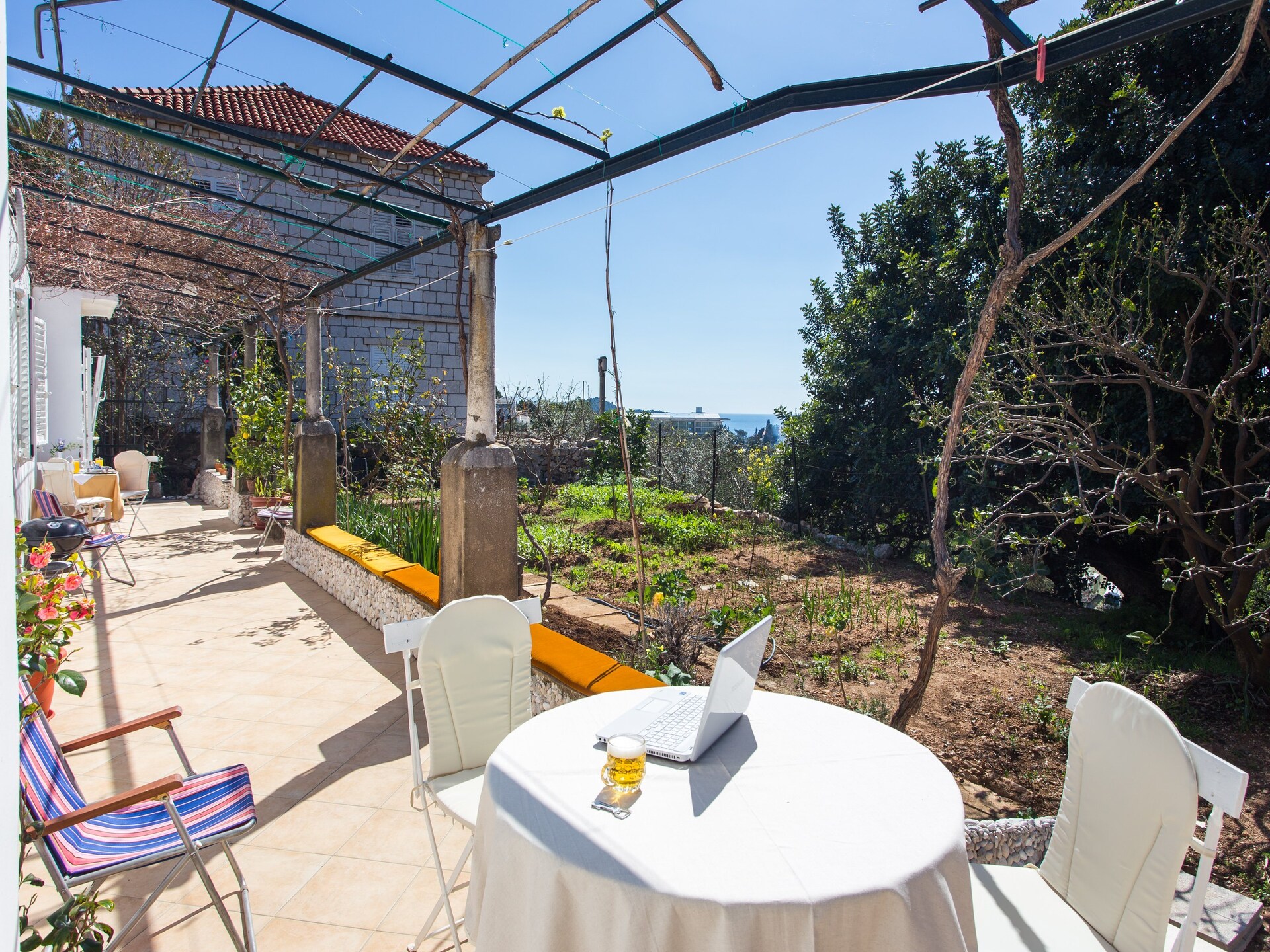 Knus appartement met gedeeld terras in Dubrovnik, vlak bij strand en Oude Stad - foto 1