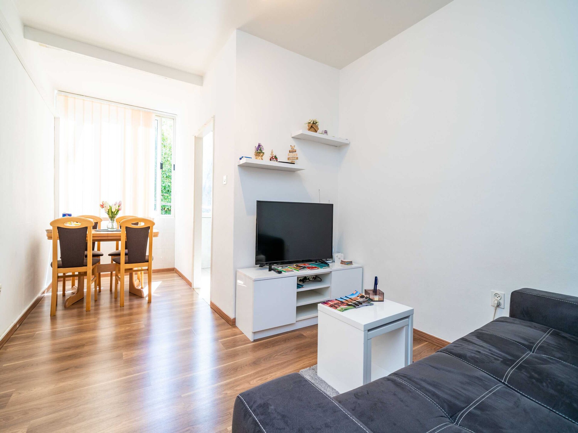 Comfortabel appartement met parkeren, op 2 km van de historische binnenstad - foto 3