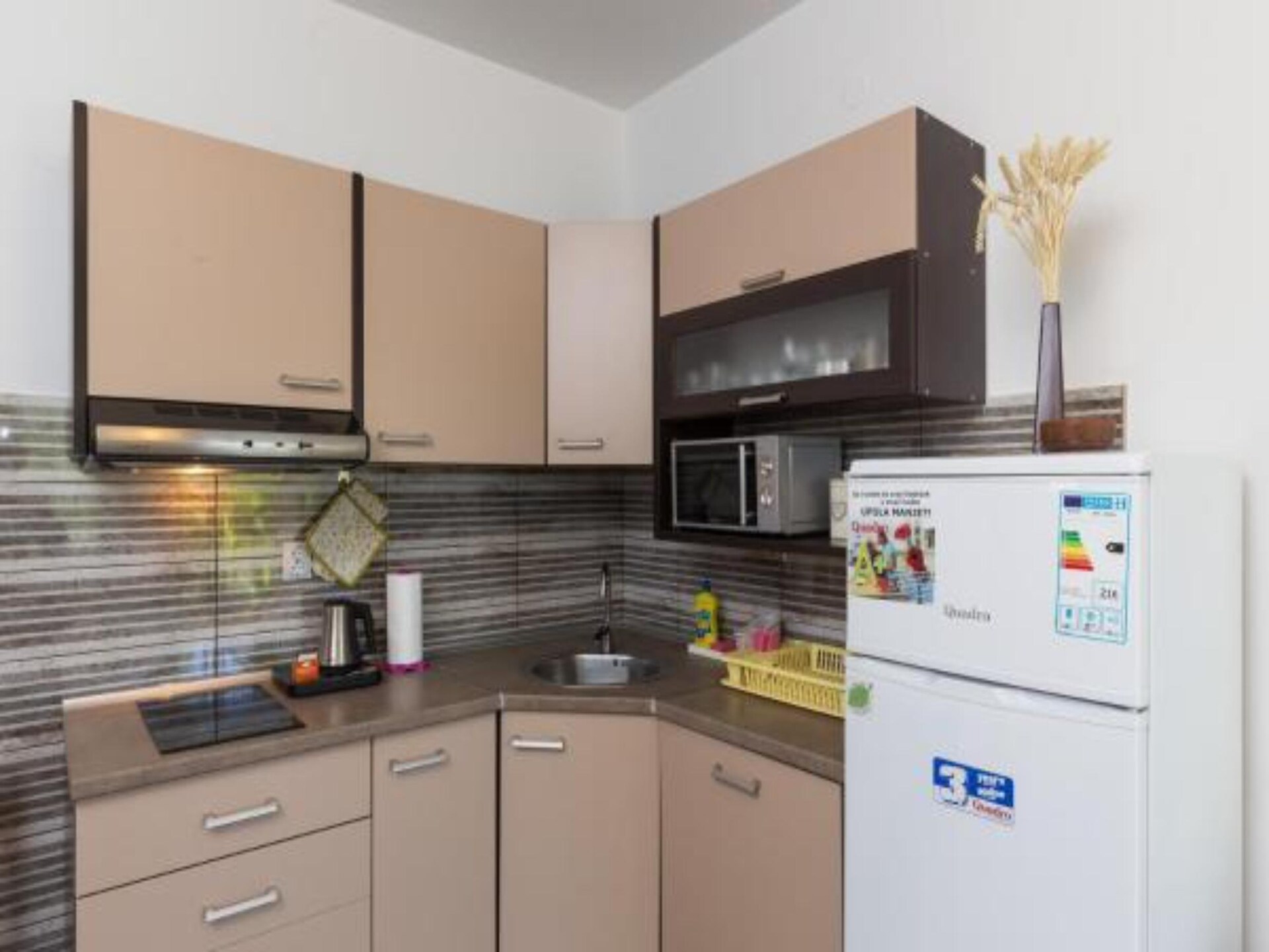 Comfortabel appartement met zeezicht en terras nabij Dubrovnik - foto 14