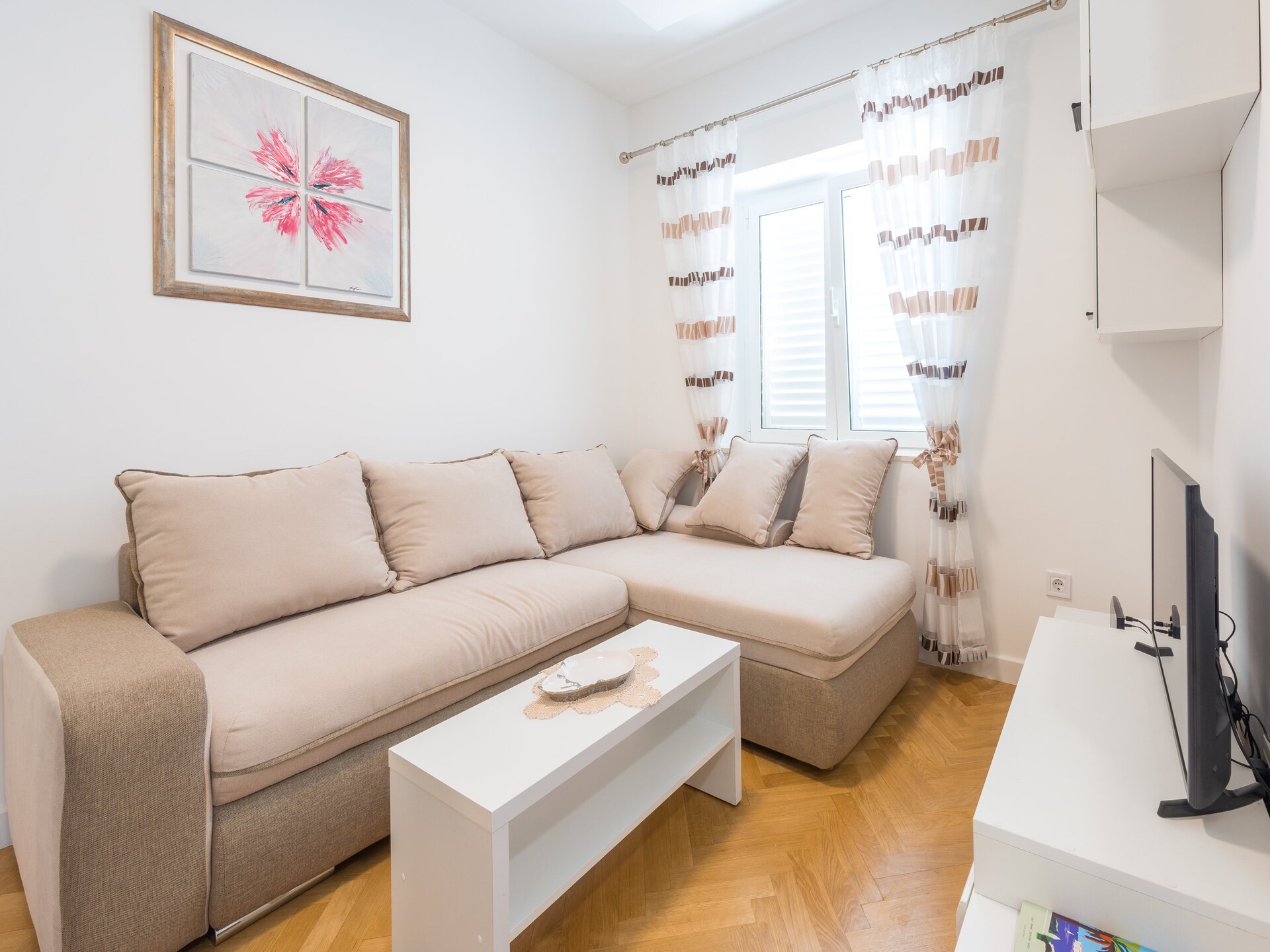 Rustiek appartement met balkon en zeezicht op Babin Kuk, vlakbij strand - foto 7