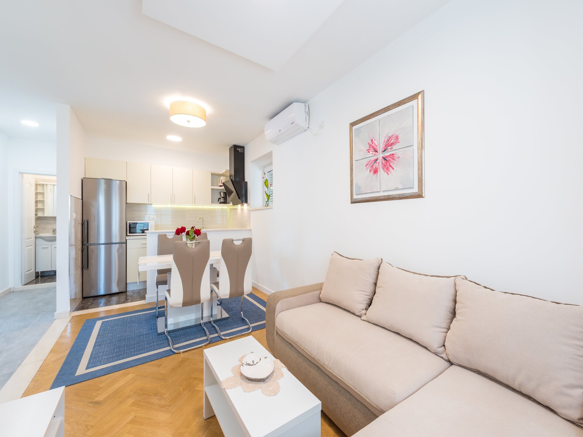 Rustiek appartement met balkon en zeezicht op Babin Kuk, vlakbij strand - foto 4