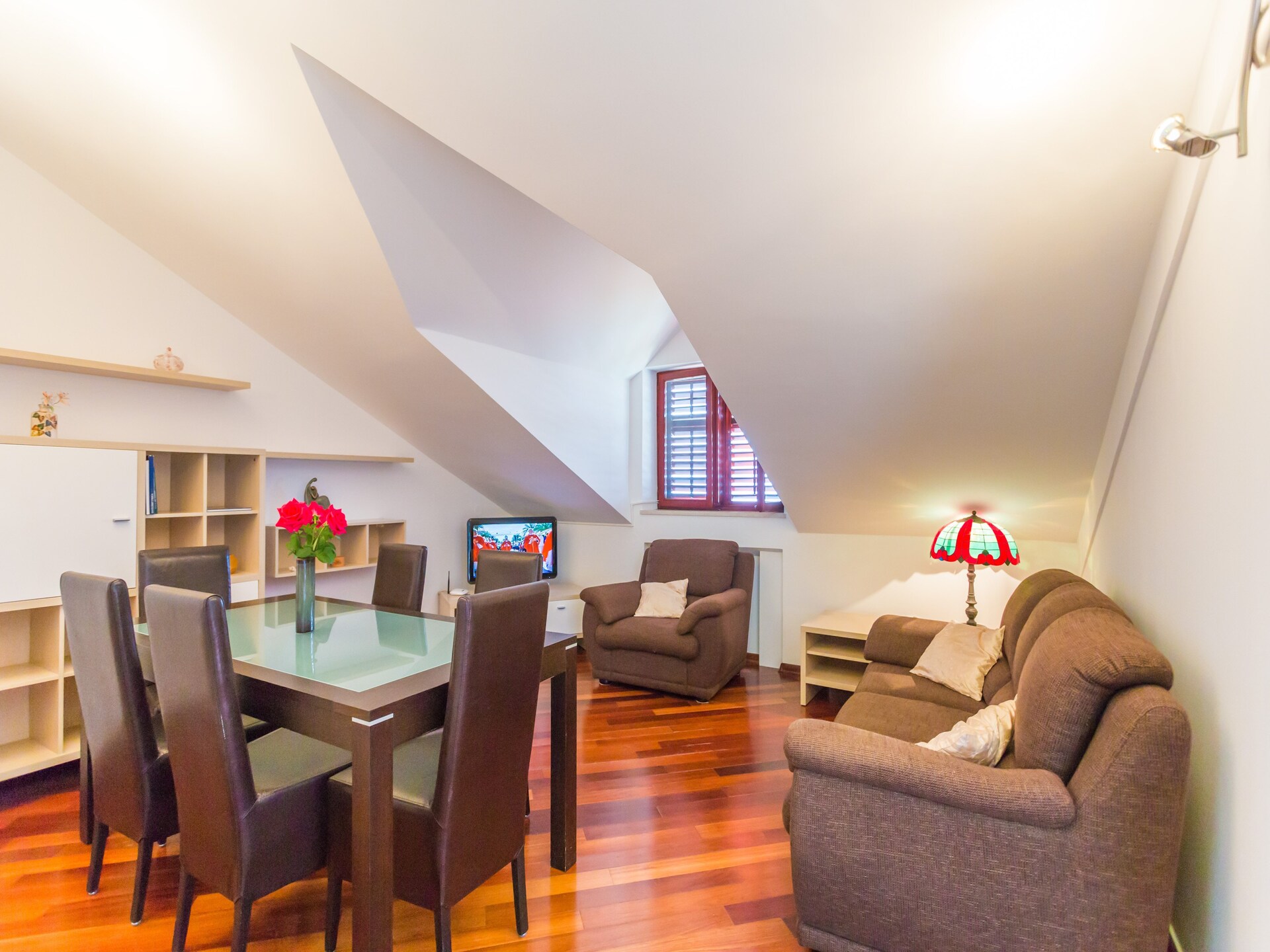 Zonovergoten appartement met balkon en weids uitzicht over de Adriatische Zee - foto 4