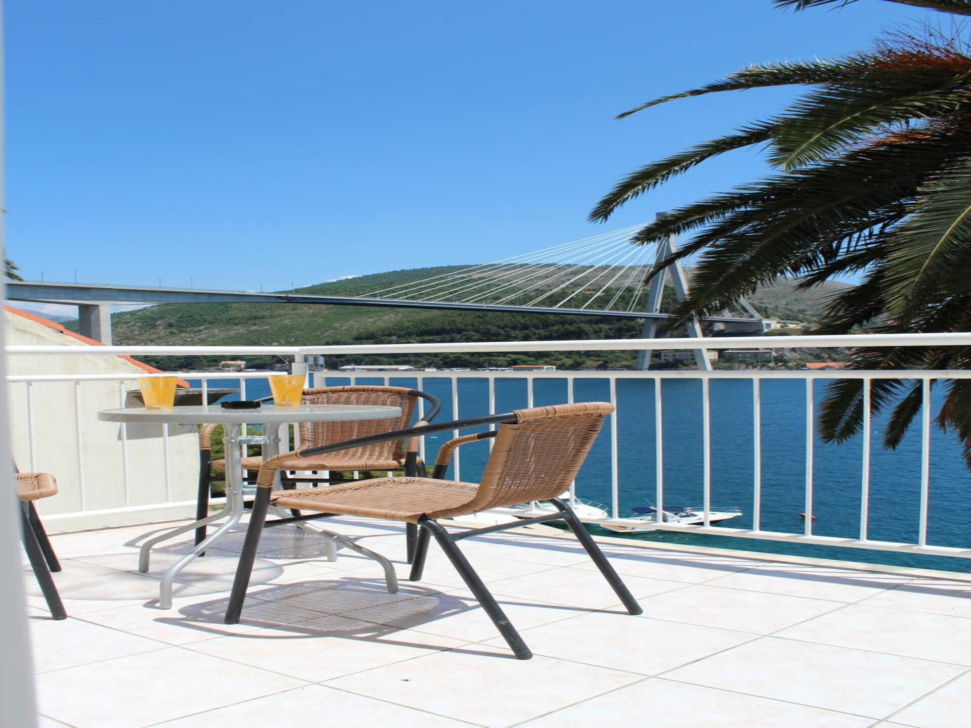 Studio met terras en zeezicht op 100 meter van het strand in Lozica - foto 12