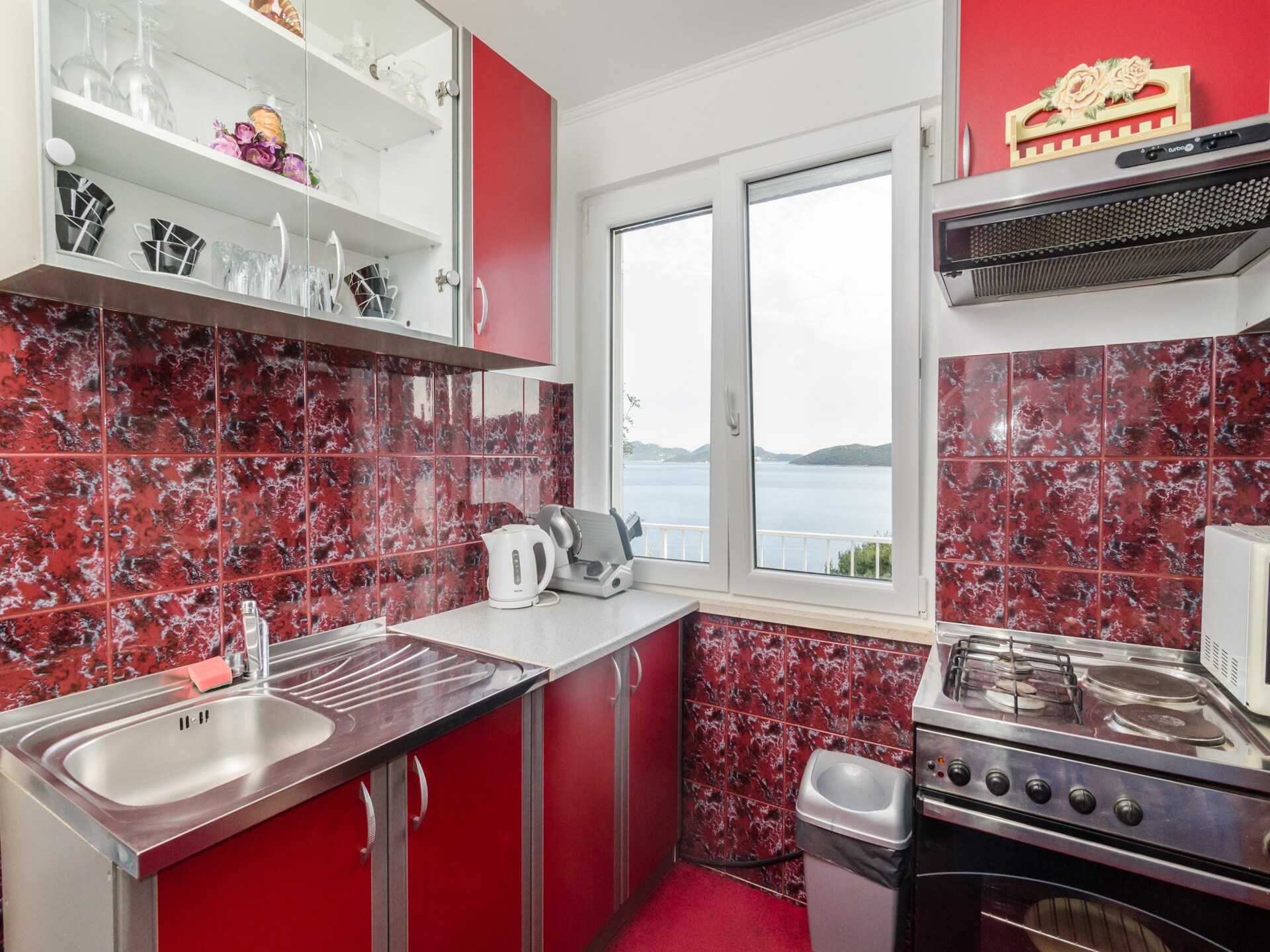 Appartement Giovani: 2-slaapkamer met balkon en zeezicht op 100m van strand - foto 5