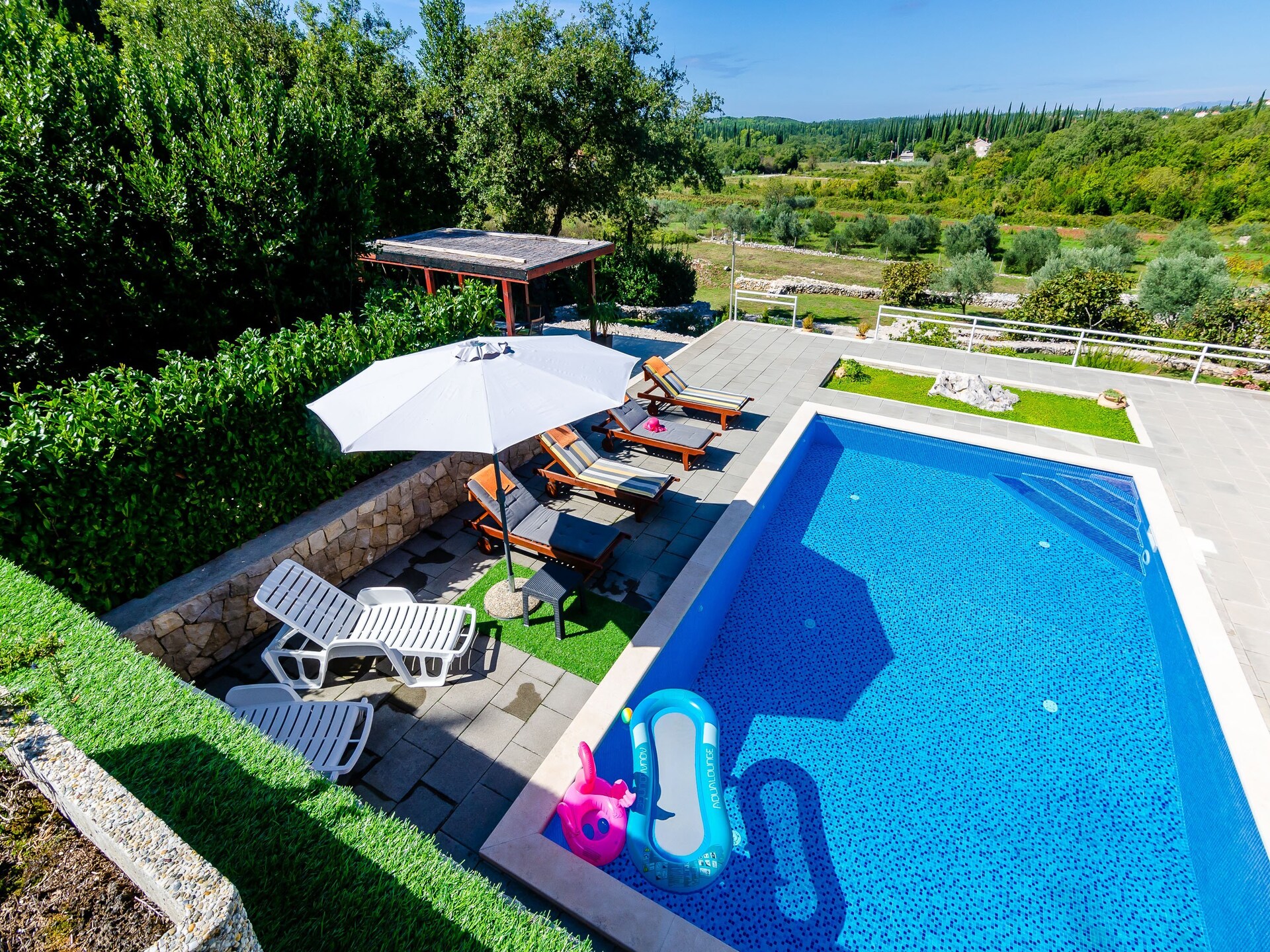 Villa Oasis Cypress in Cilipi: Rust en luxe met eigen zwembad - foto 24